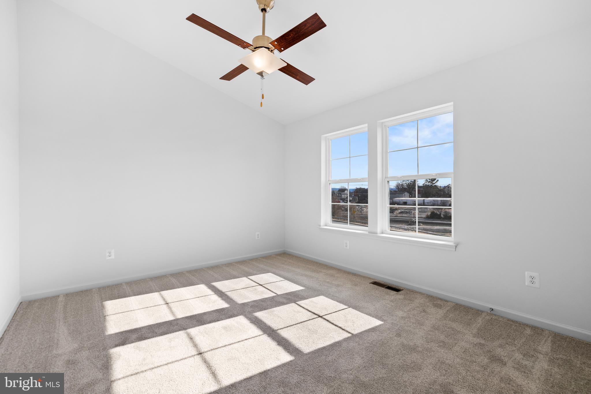 BURHANS VILLAGE - Residential Lease