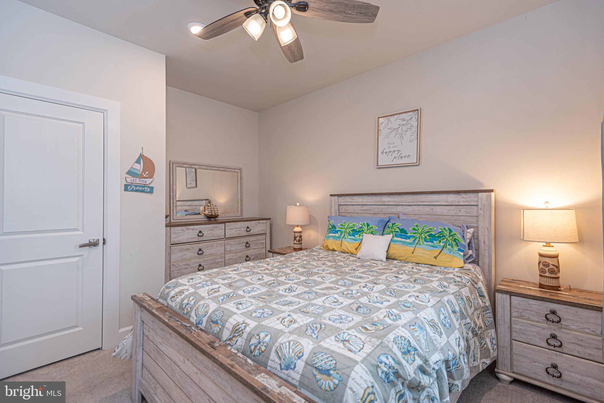 SEAGROVE - Residential