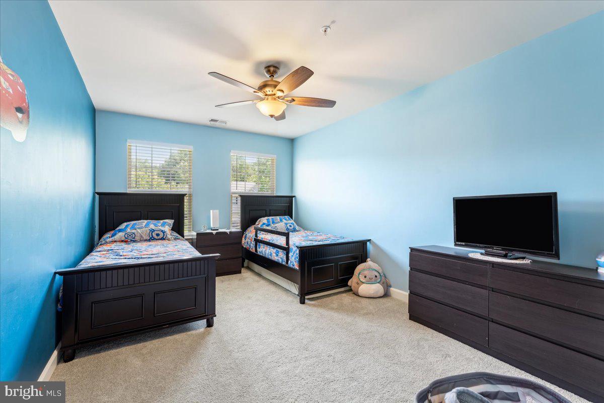 CARDINAL'S CREST - Residential