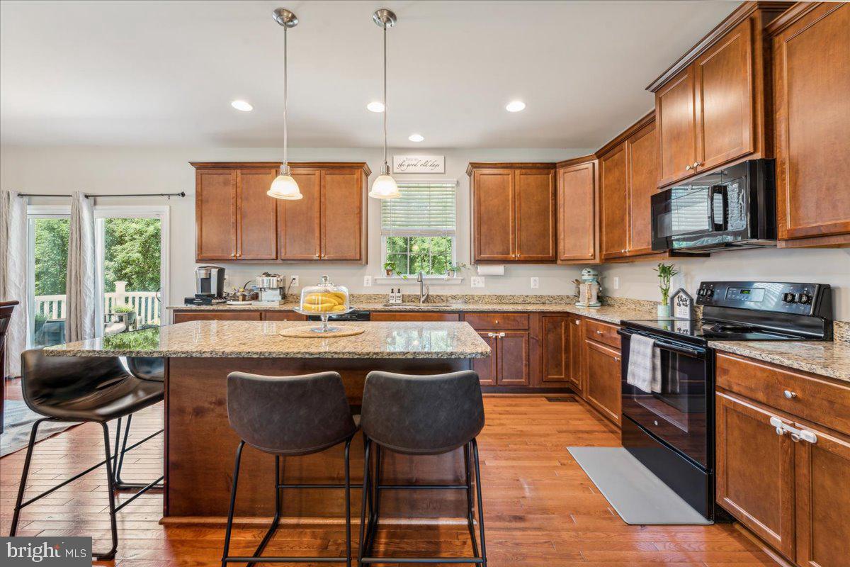 CARDINAL'S CREST - Residential