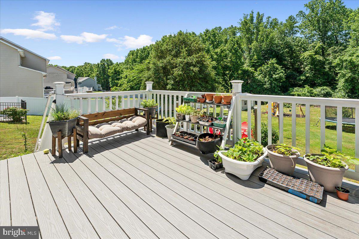 CARDINAL'S CREST - Residential