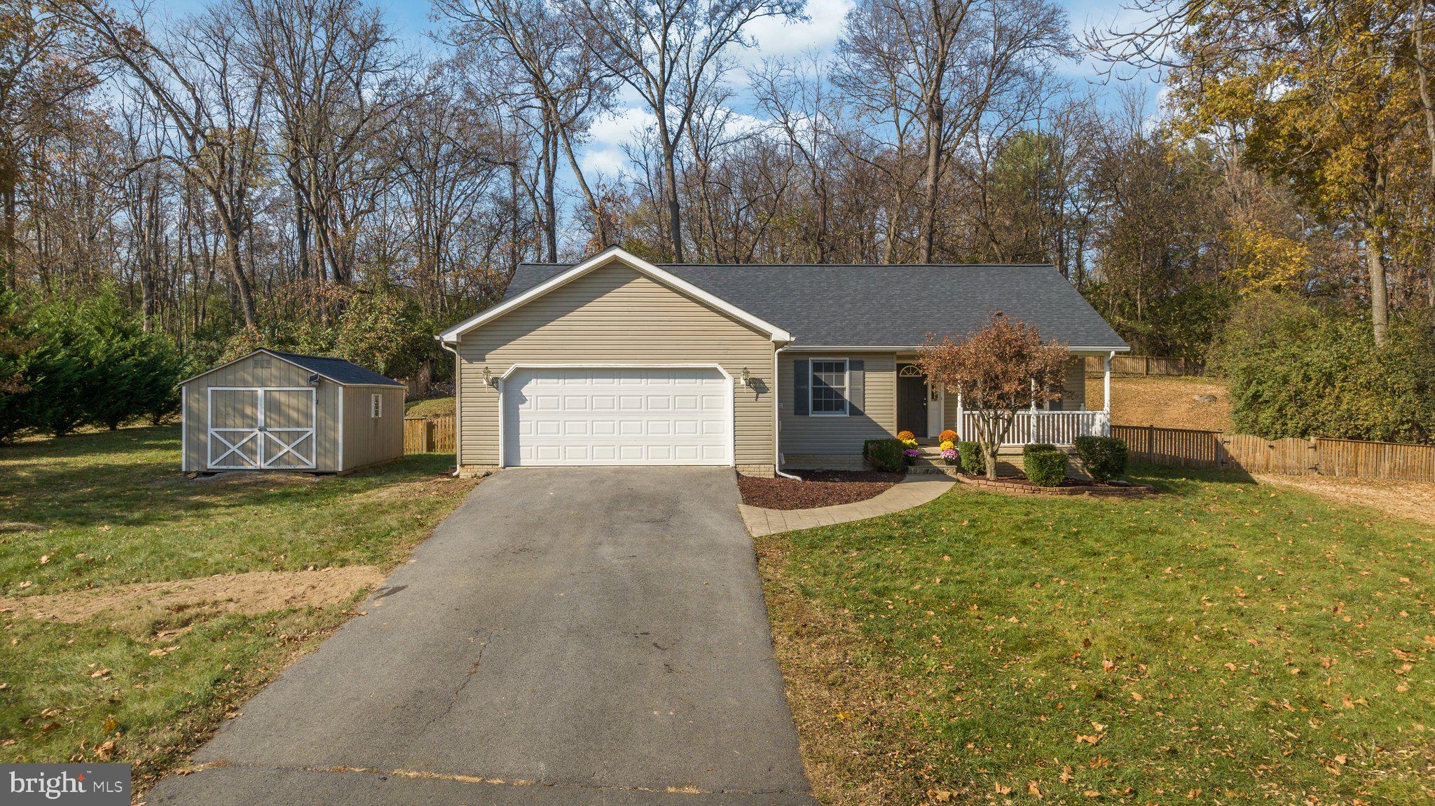 BENTWOOD ESTATES - Residential