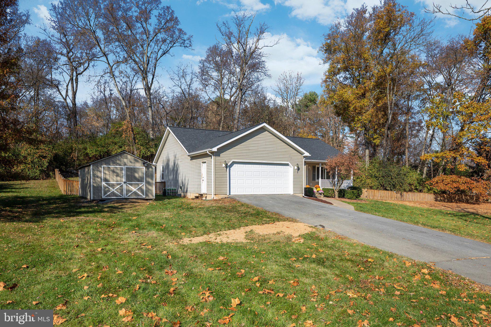 BENTWOOD ESTATES - Residential