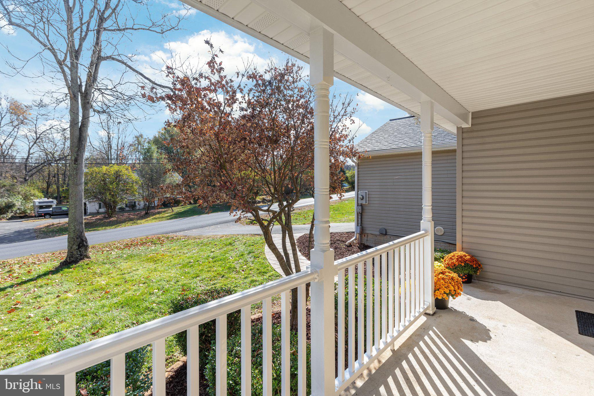 BENTWOOD ESTATES - Residential