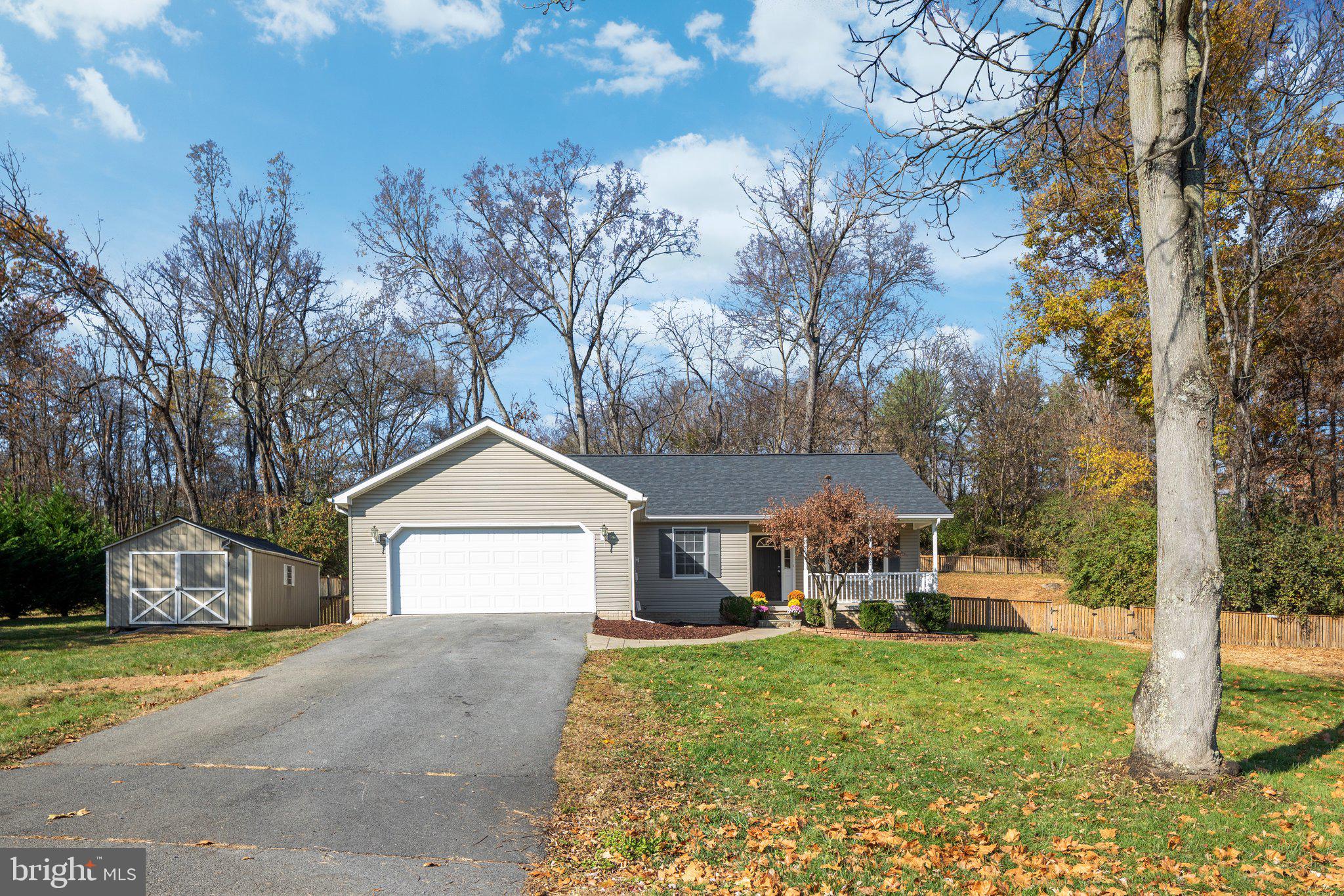 BENTWOOD ESTATES - Residential