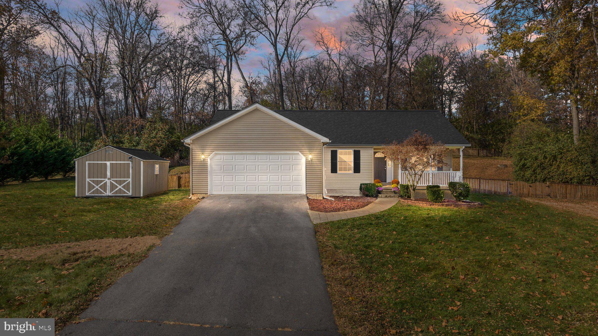 BENTWOOD ESTATES - Residential