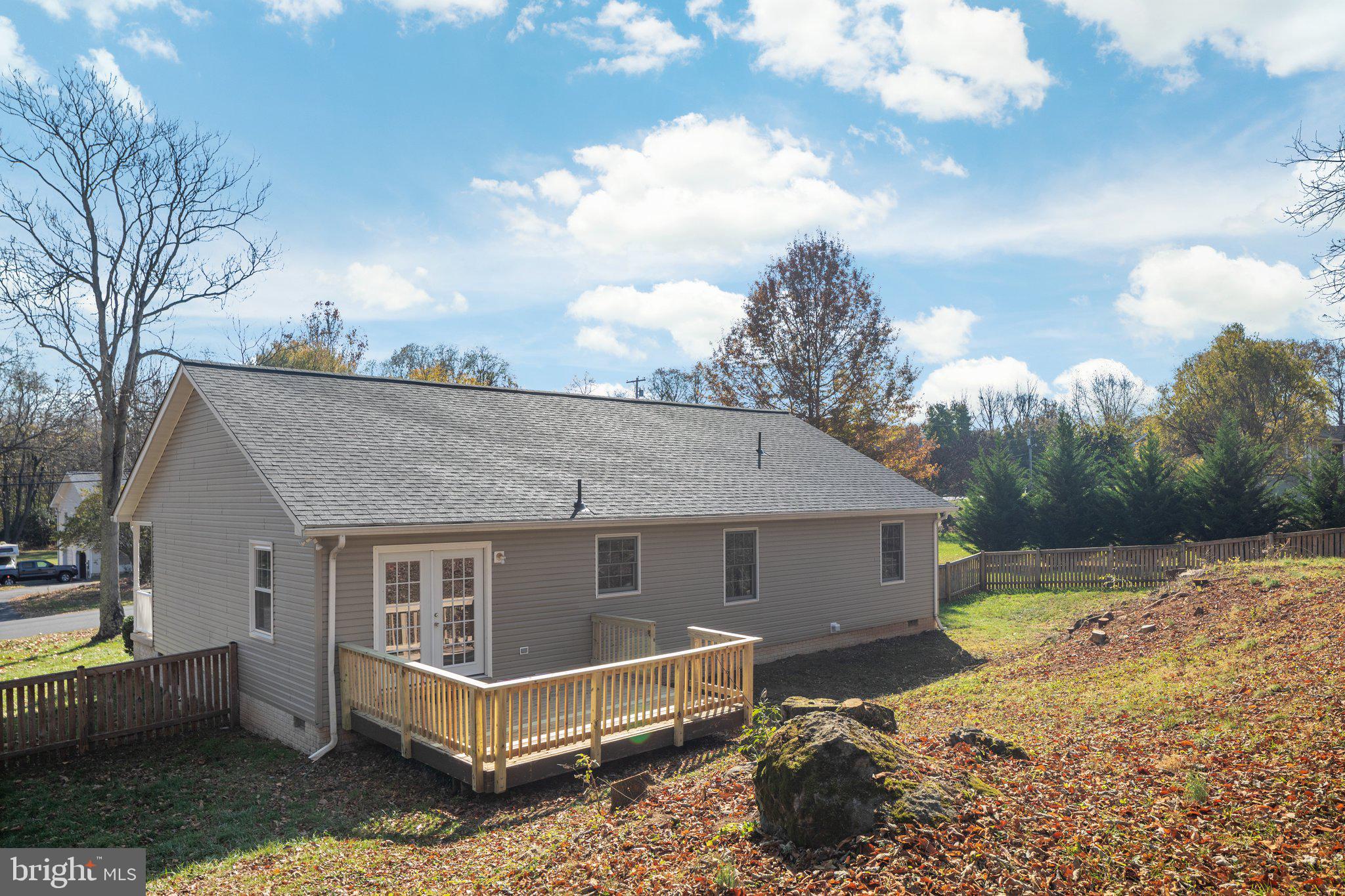 BENTWOOD ESTATES - Residential