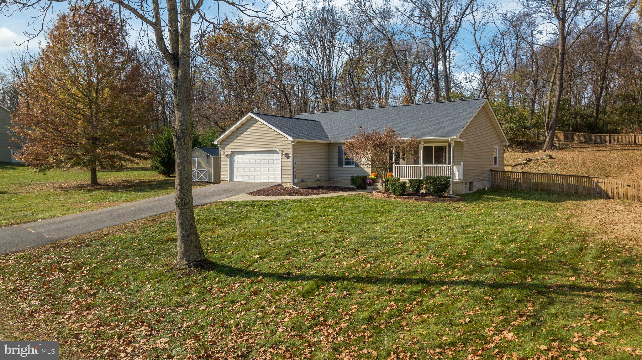 BENTWOOD ESTATES - Residential