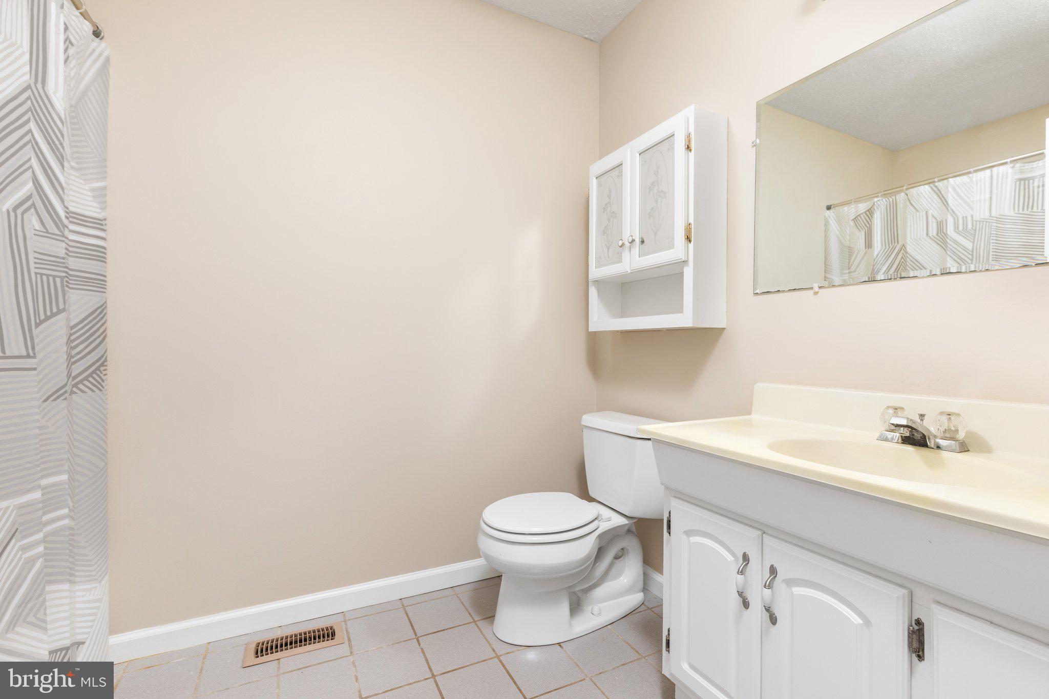 BENTWOOD ESTATES - Residential