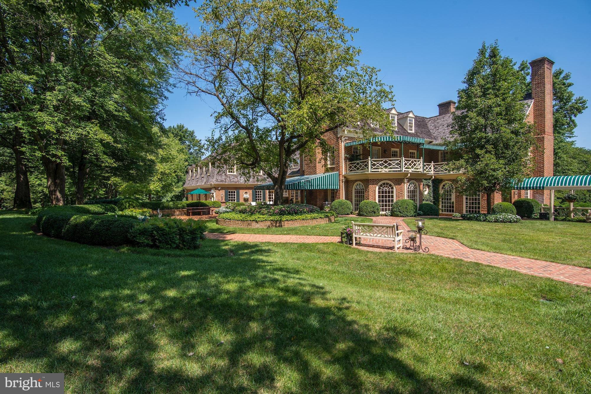 SADDLE RIDGE - Residential