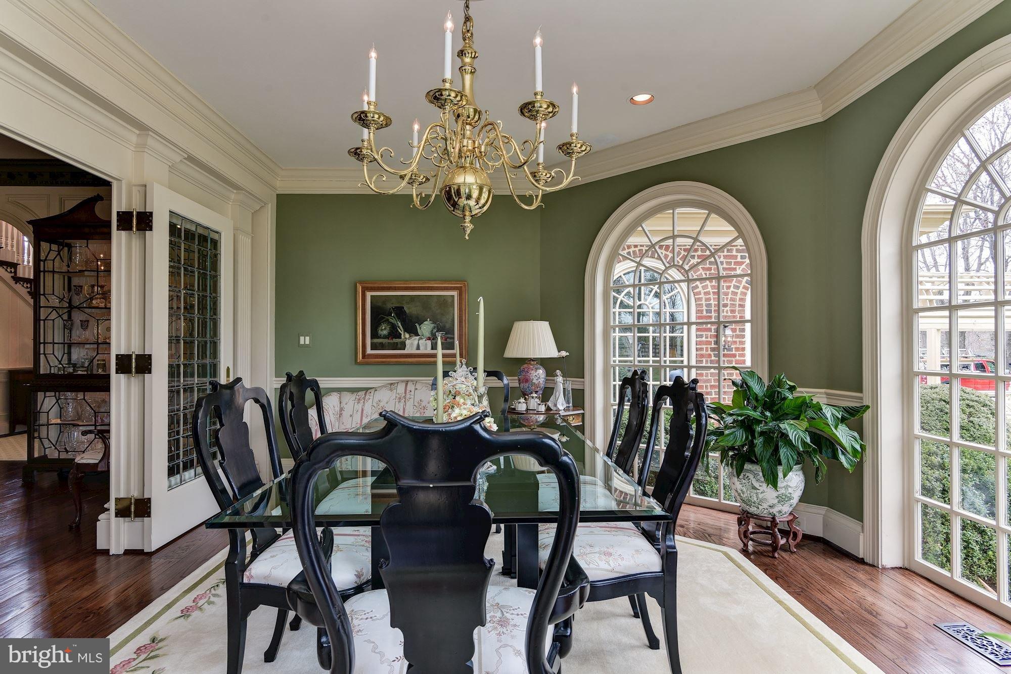 SADDLE RIDGE - Residential