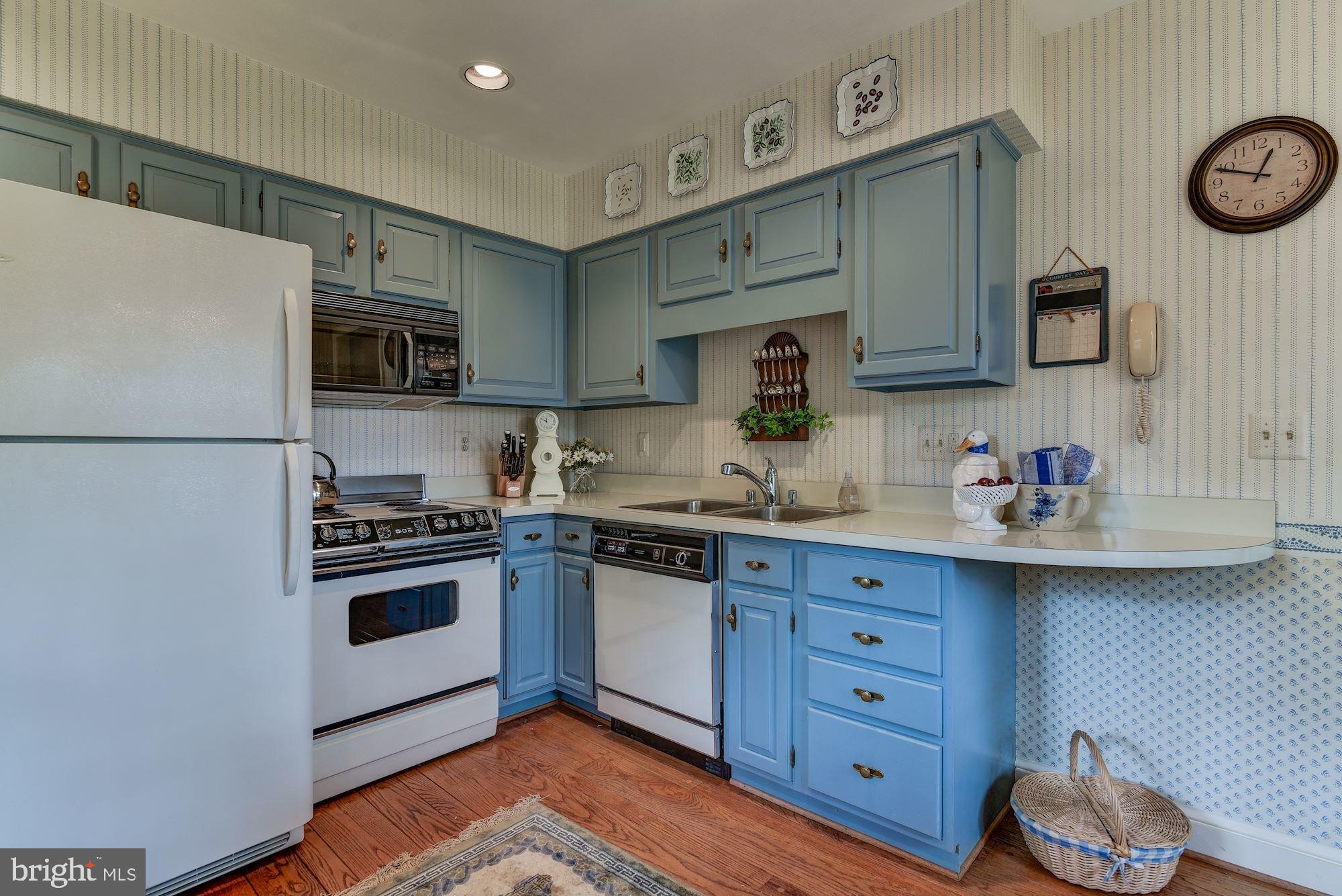 SADDLE RIDGE - Residential