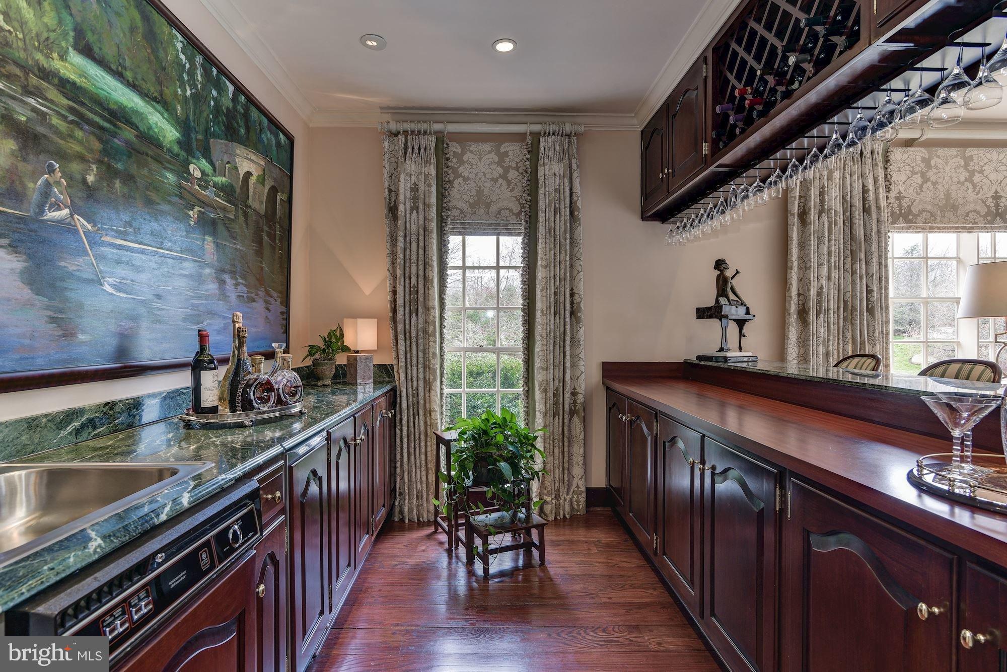 SADDLE RIDGE - Residential