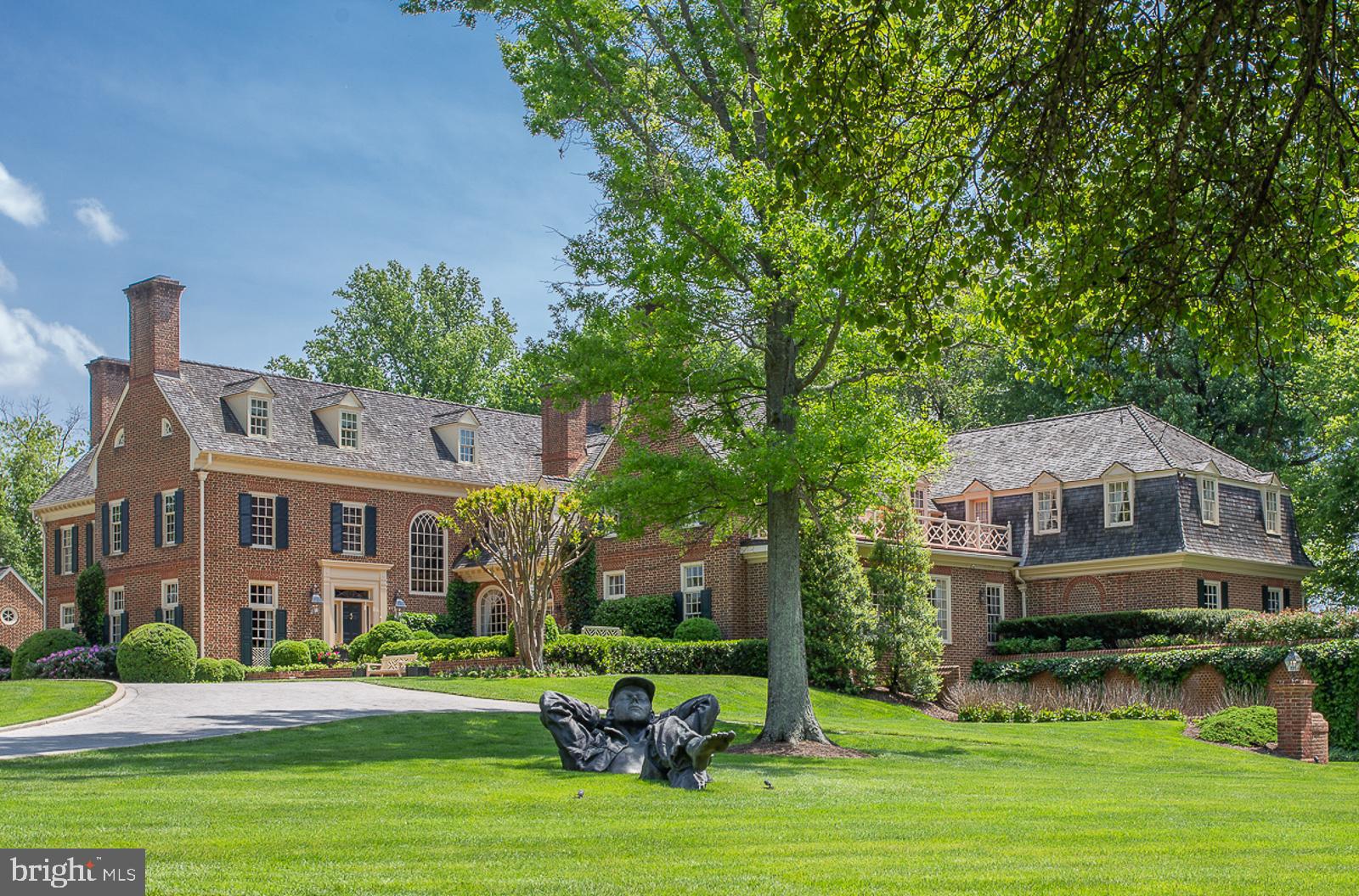 SADDLE RIDGE - Residential