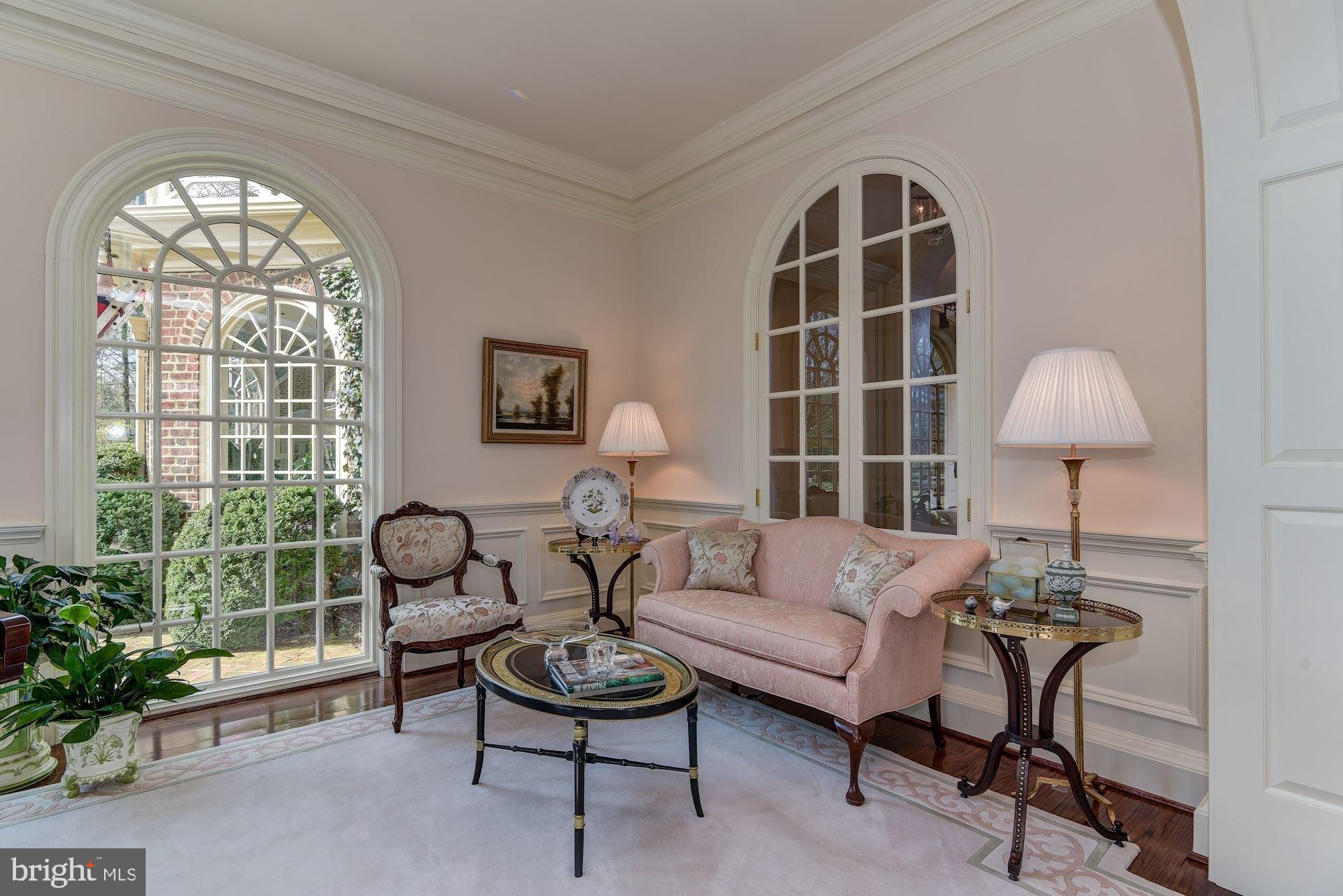 SADDLE RIDGE - Residential