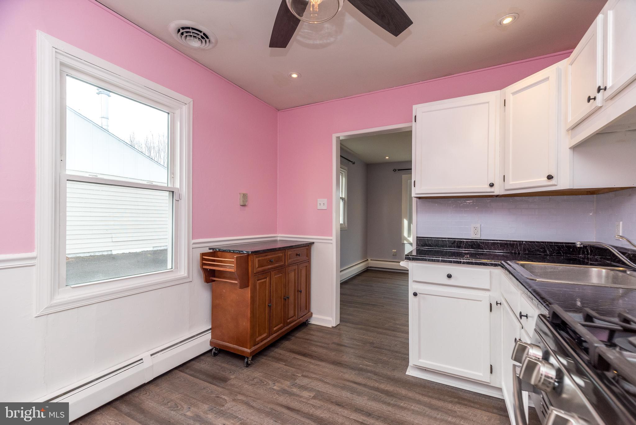 CROYDON ACRES - Residential