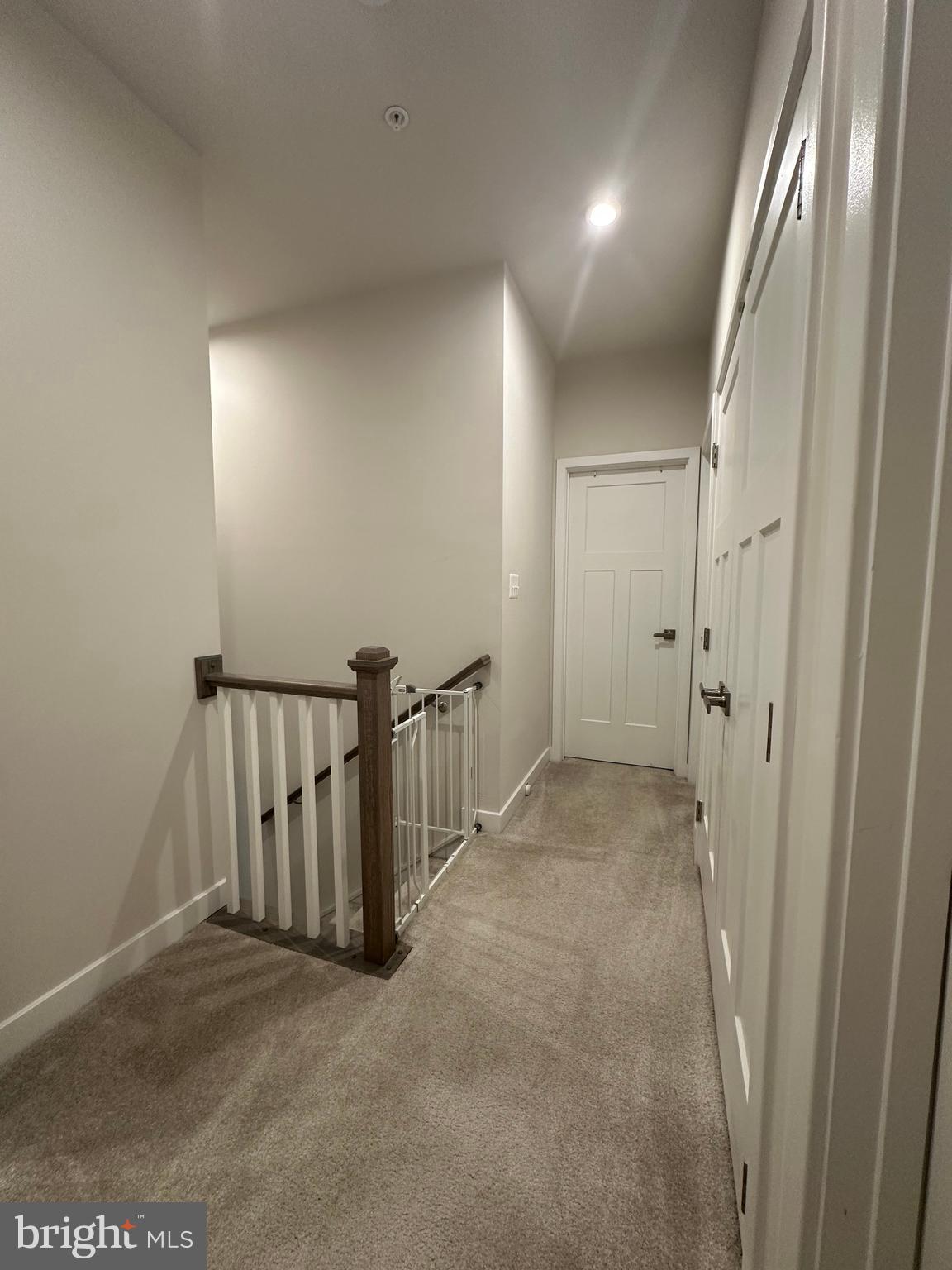 JAMES RUN TOWNHOMES - Residential