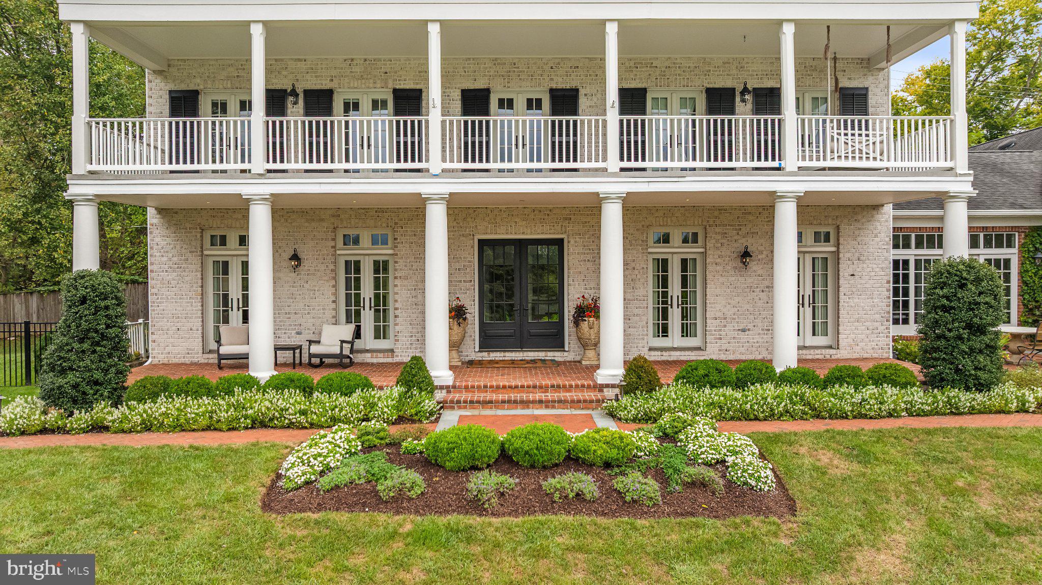 510 POND VIEW LANE