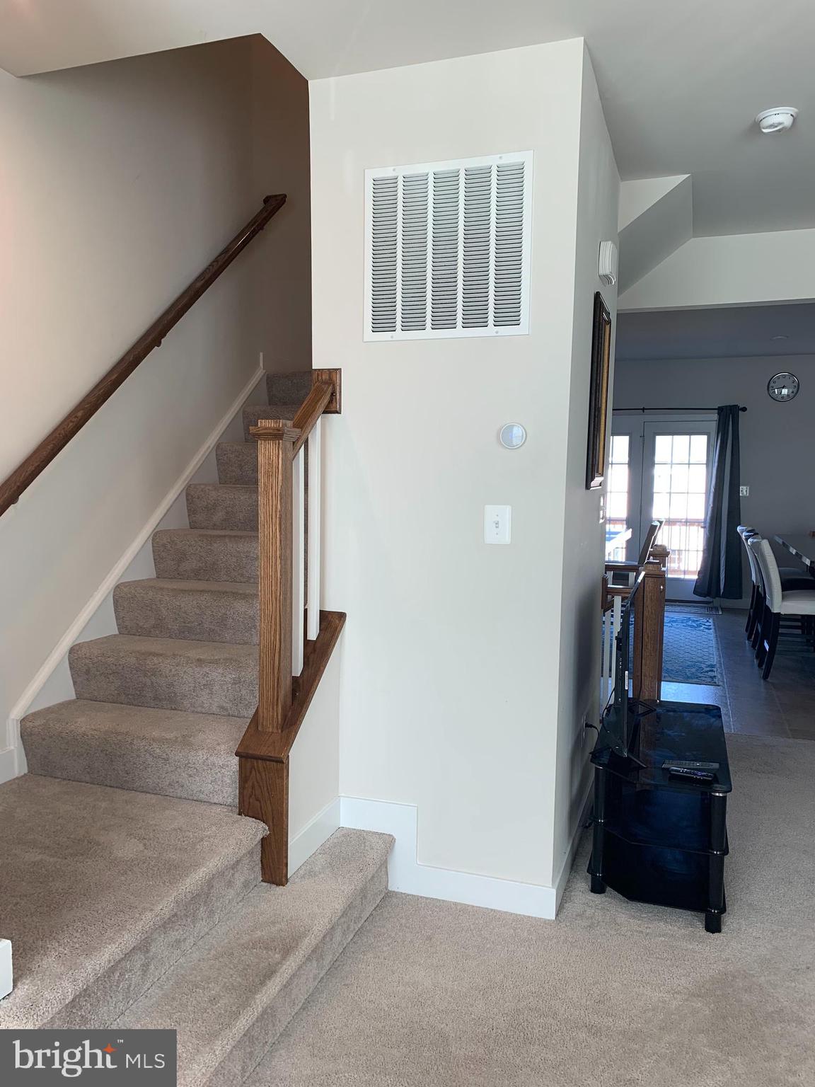 POTOMAC STATION - Residential Lease