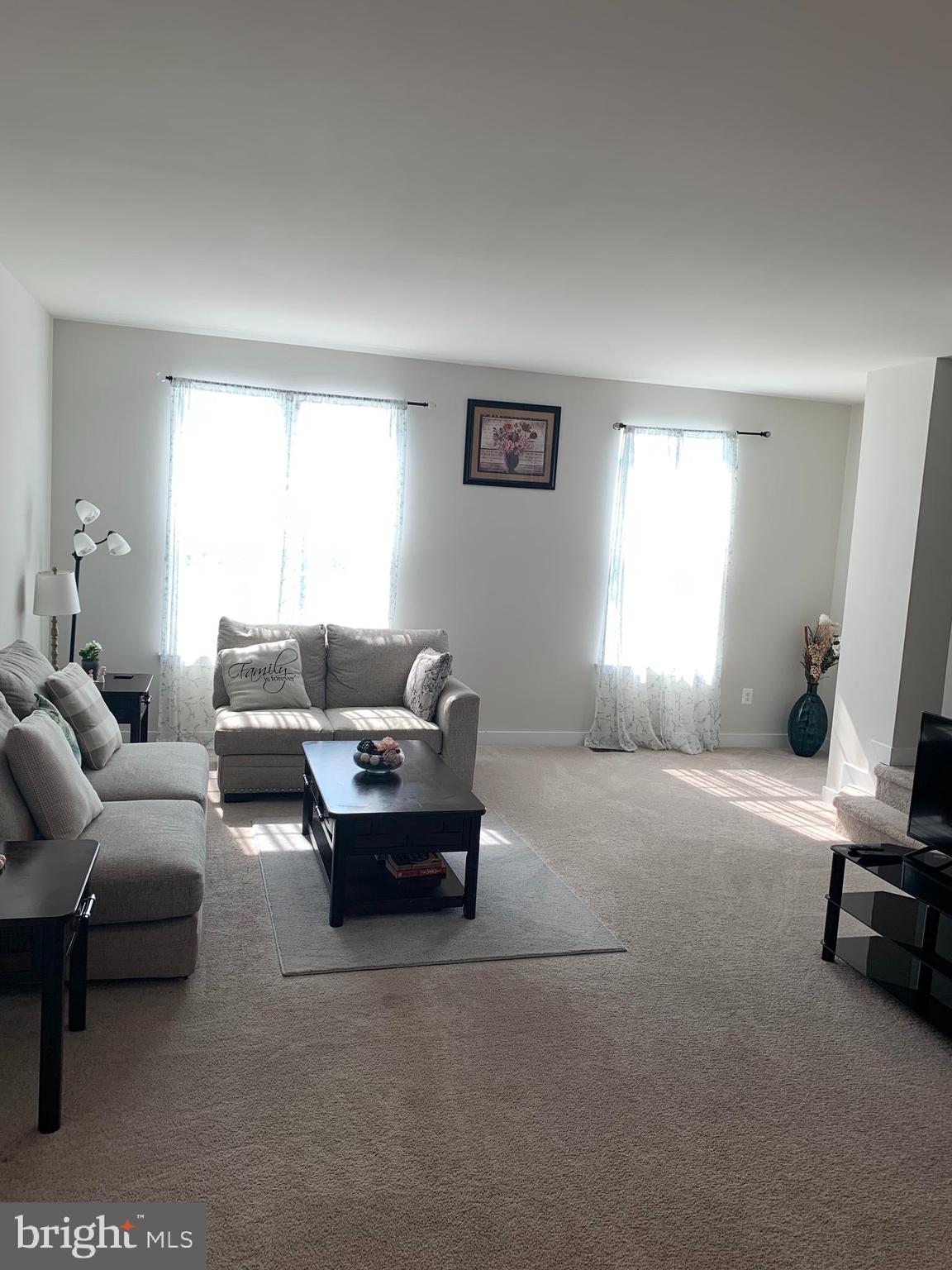 POTOMAC STATION - Residential Lease