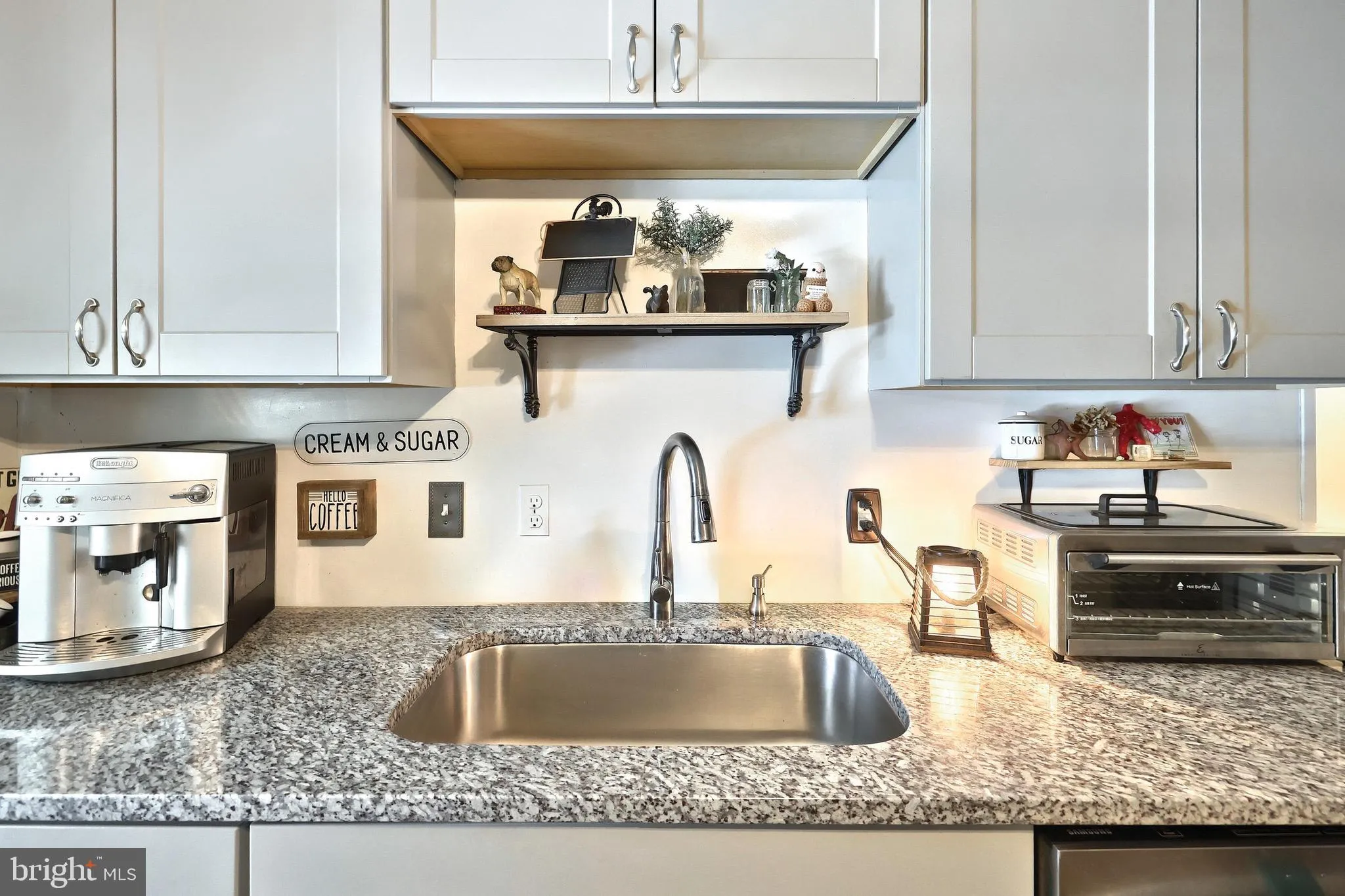 York, Pennsylvania 17402, United States, 4 Bedrooms Bedrooms, ,2 BathroomsBathrooms,Residential,Active,172889