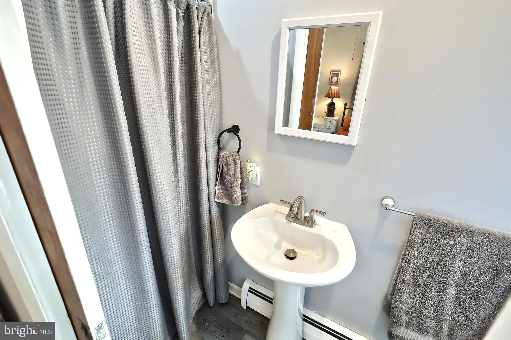 York, Pennsylvania 17402, United States, 4 Bedrooms Bedrooms, ,2 BathroomsBathrooms,Residential,Active,172889