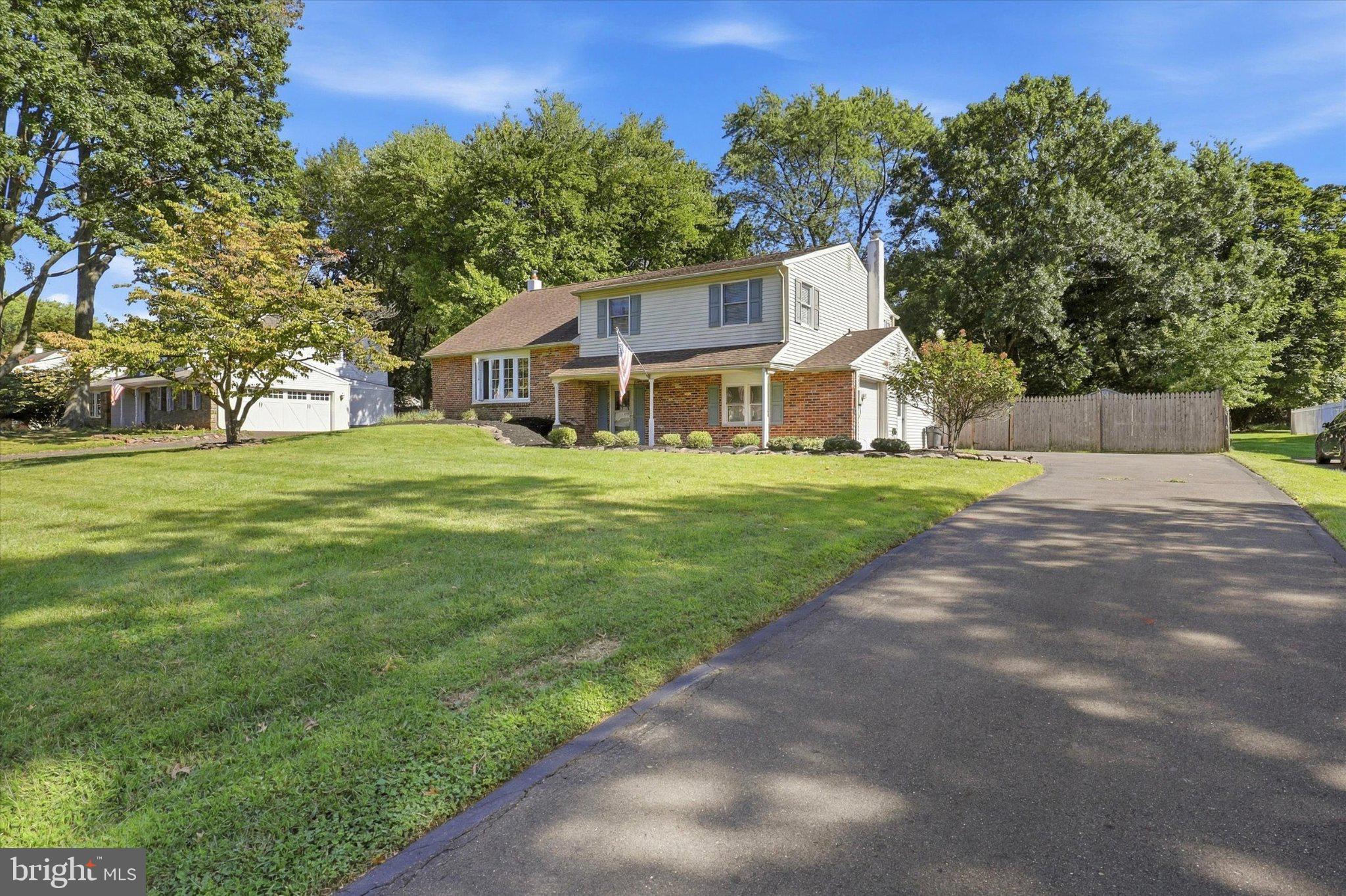 188 CLOVERLY DRIVE