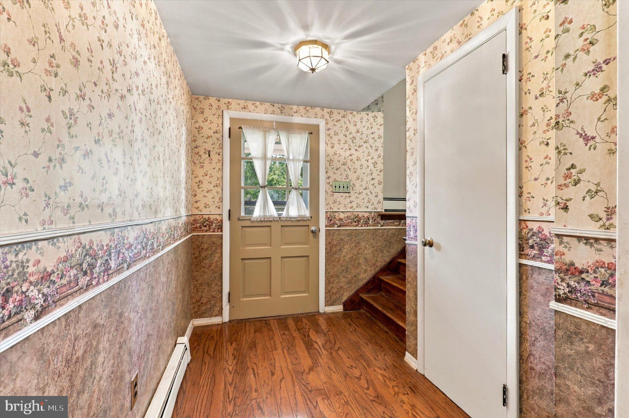 188 CLOVERLY DRIVE