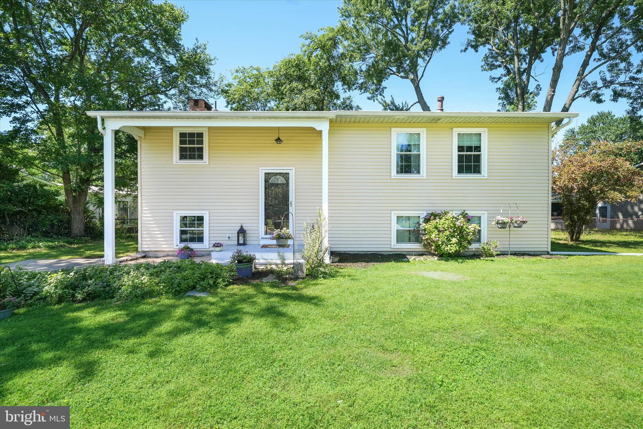 1203 PINEFIELD ROAD