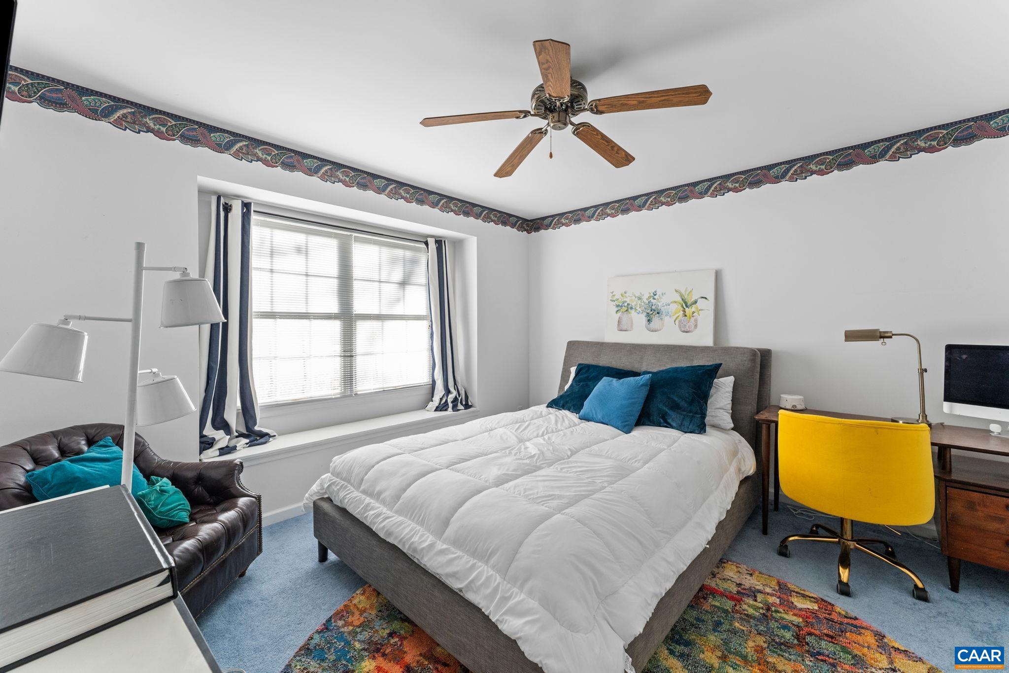 LAKE MONTICELLO - Residential