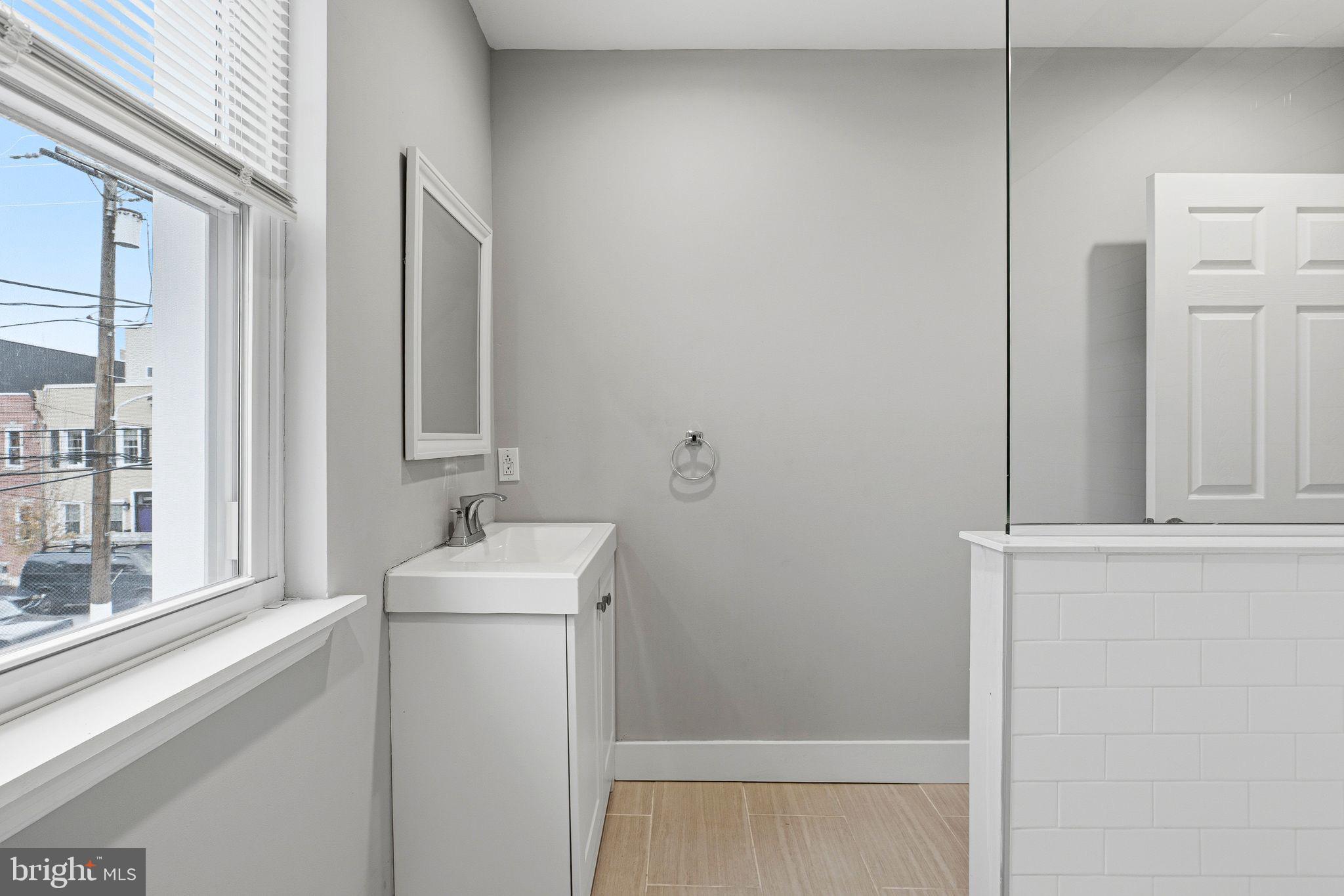 POINT BREEZE - Residential