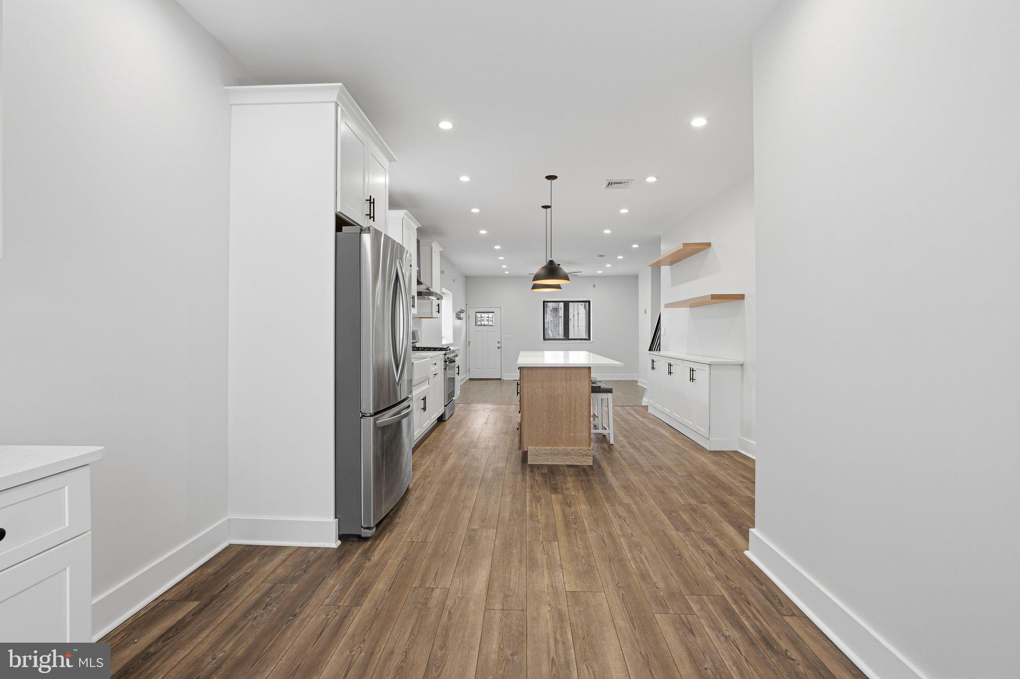 POINT BREEZE - Residential