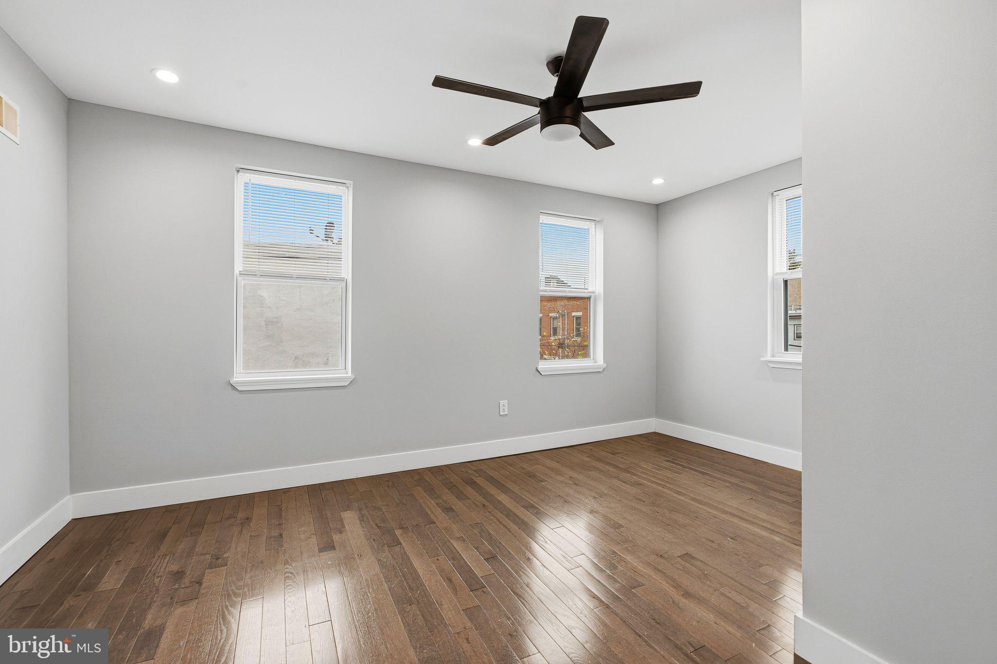 POINT BREEZE - Residential