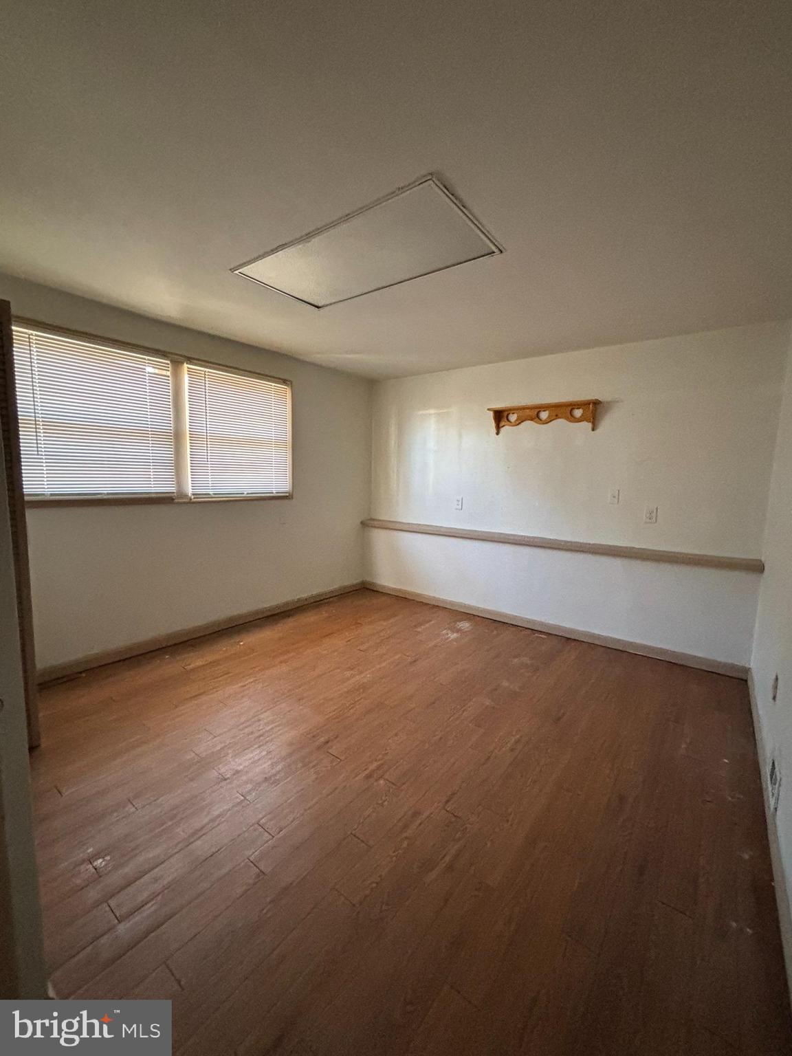 OAK GROVE TERRACE - Residential