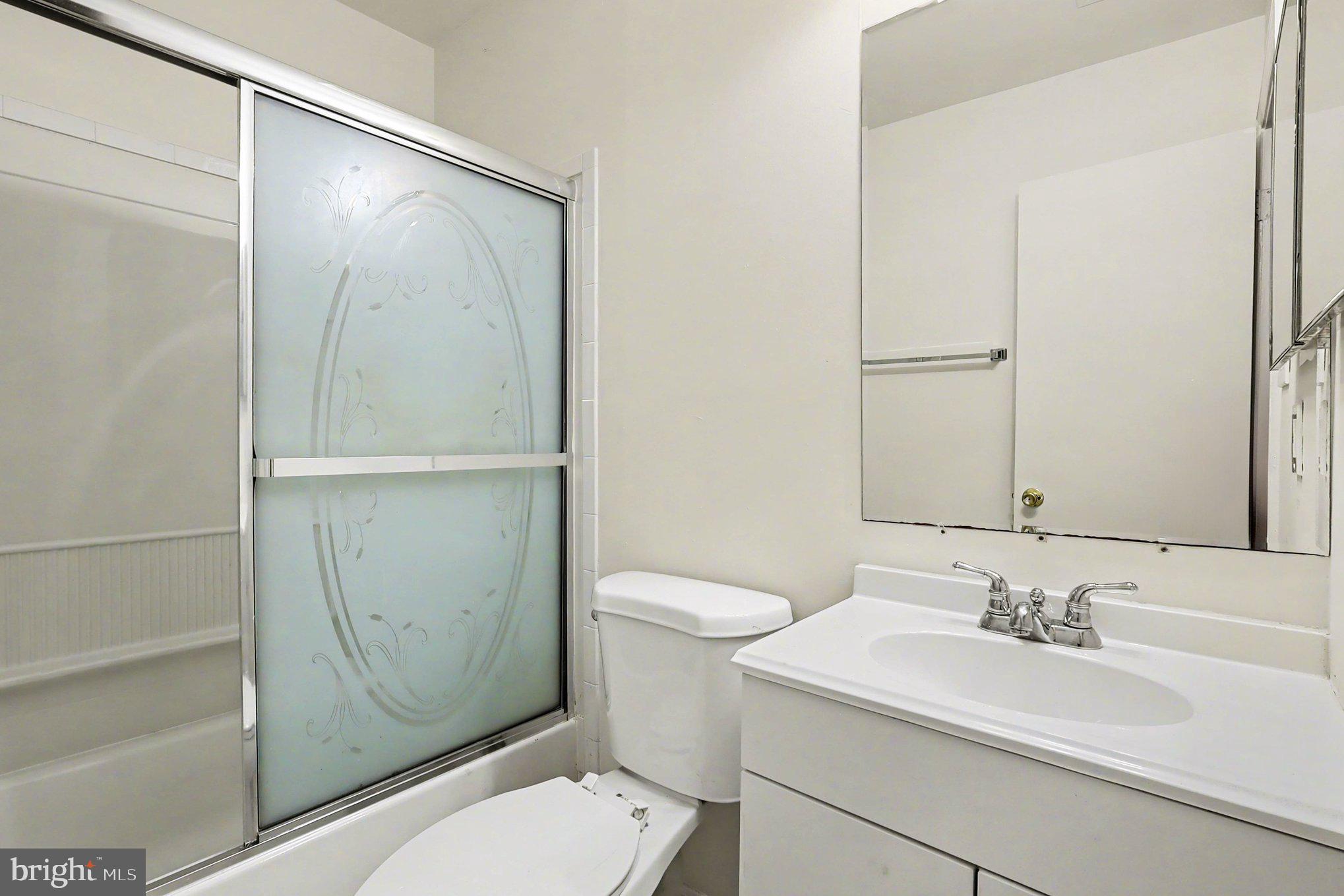 VALLEY STREAM ESTATES - Residential