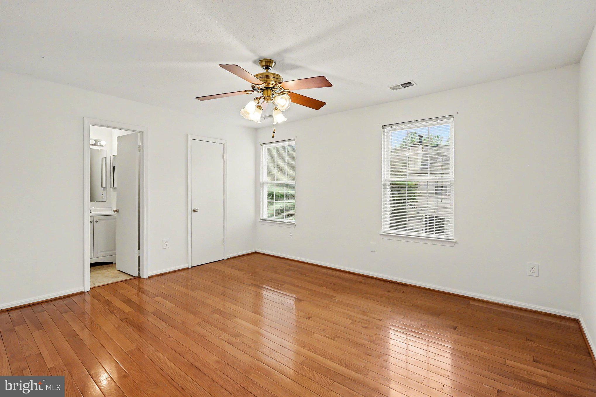 VALLEY STREAM ESTATES - Residential