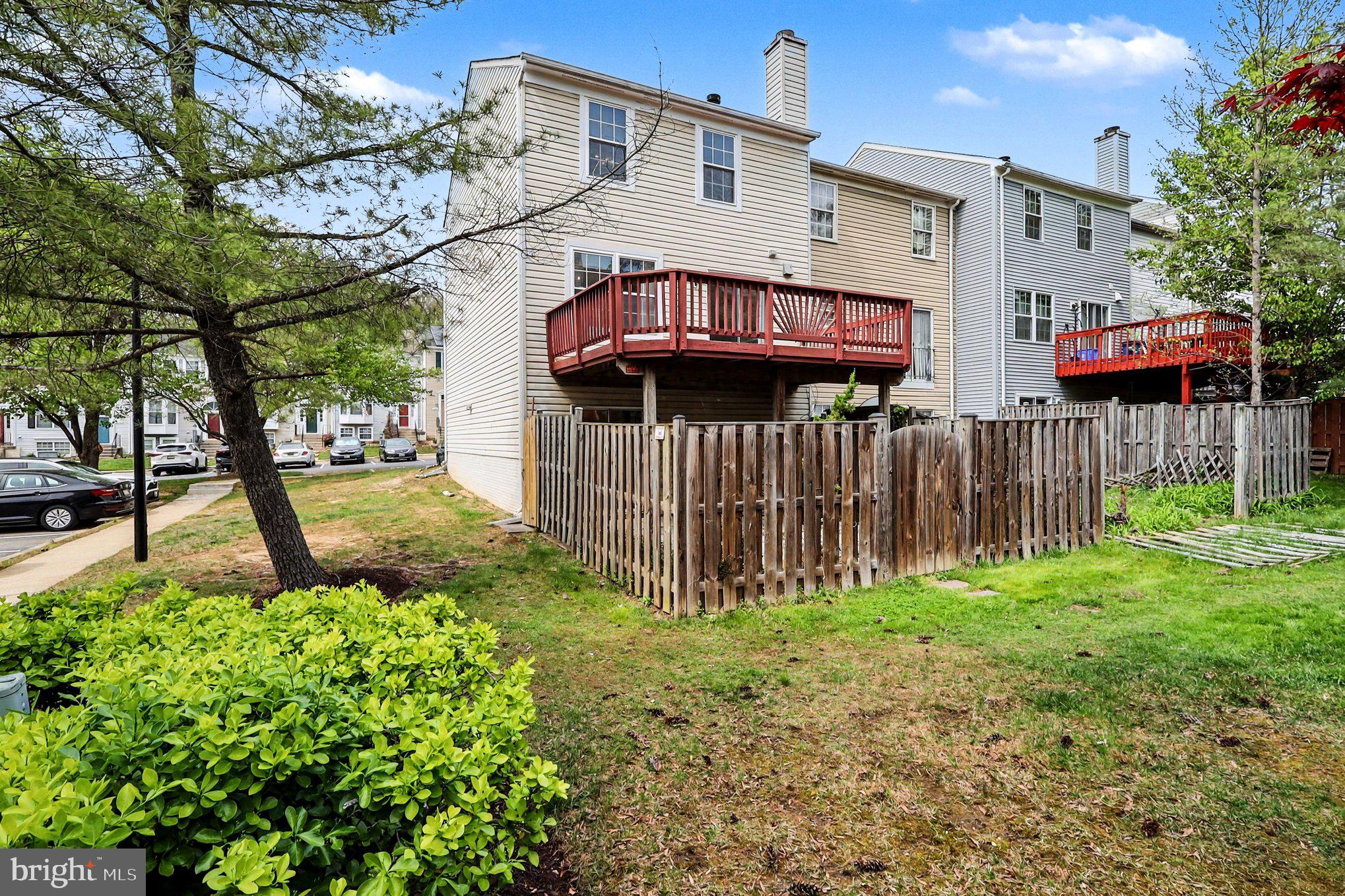 VALLEY STREAM ESTATES - Residential