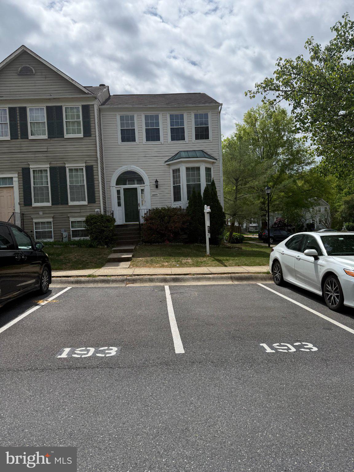 VALLEY STREAM ESTATES - Residential