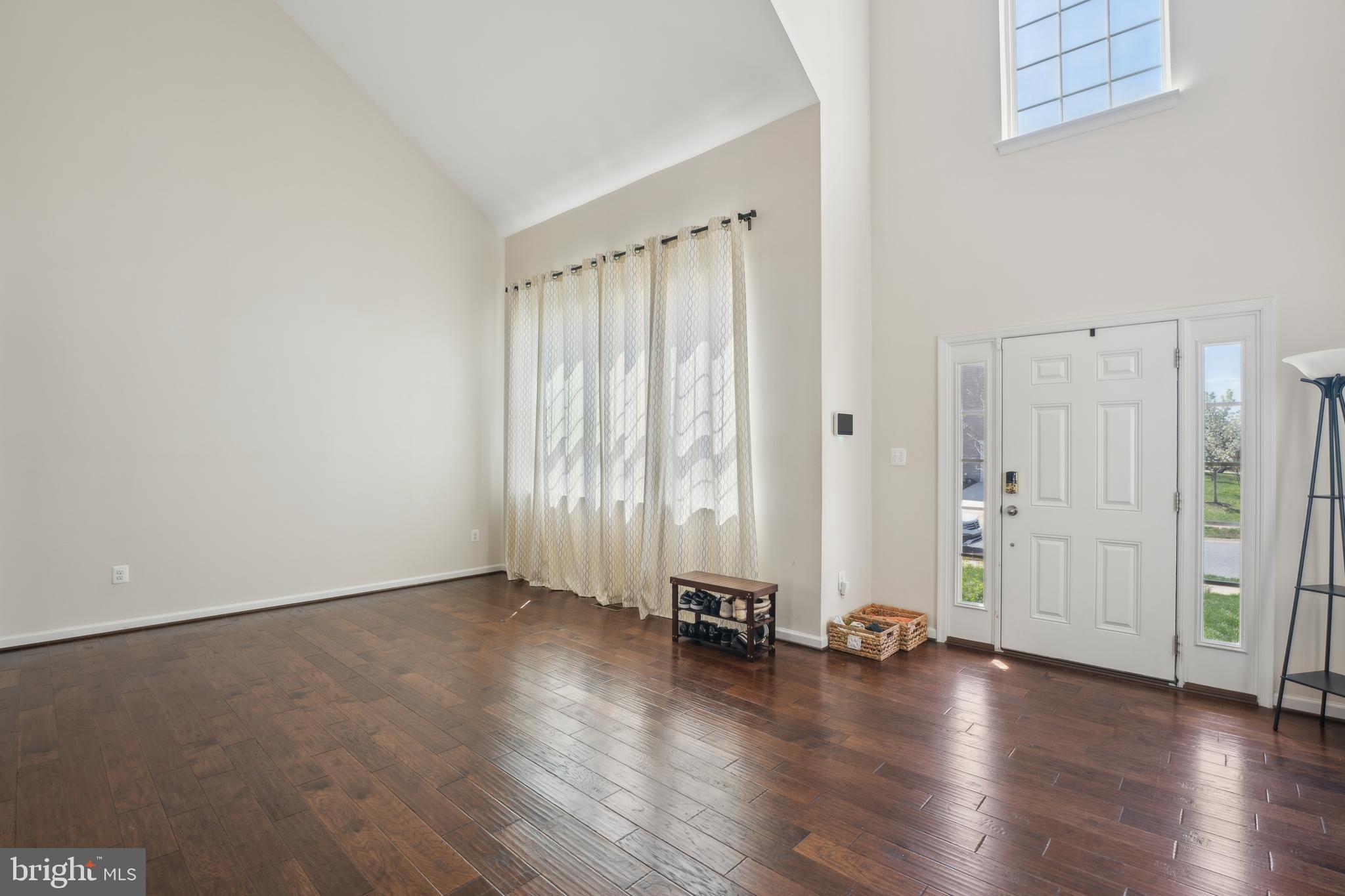 11320 SIERRA LANE