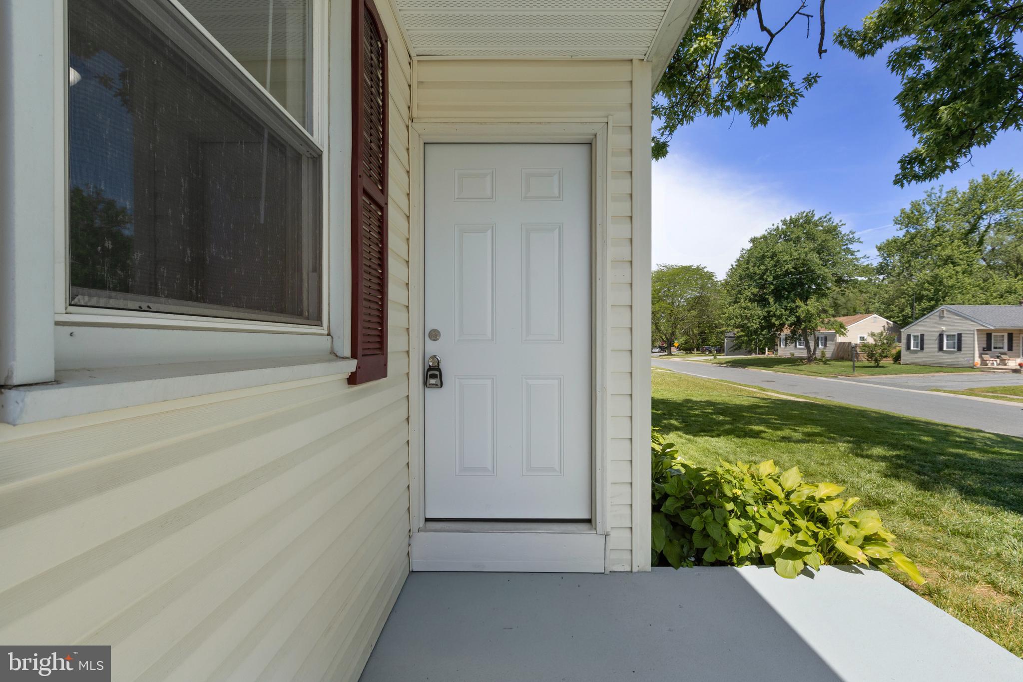 121 ROBINSON