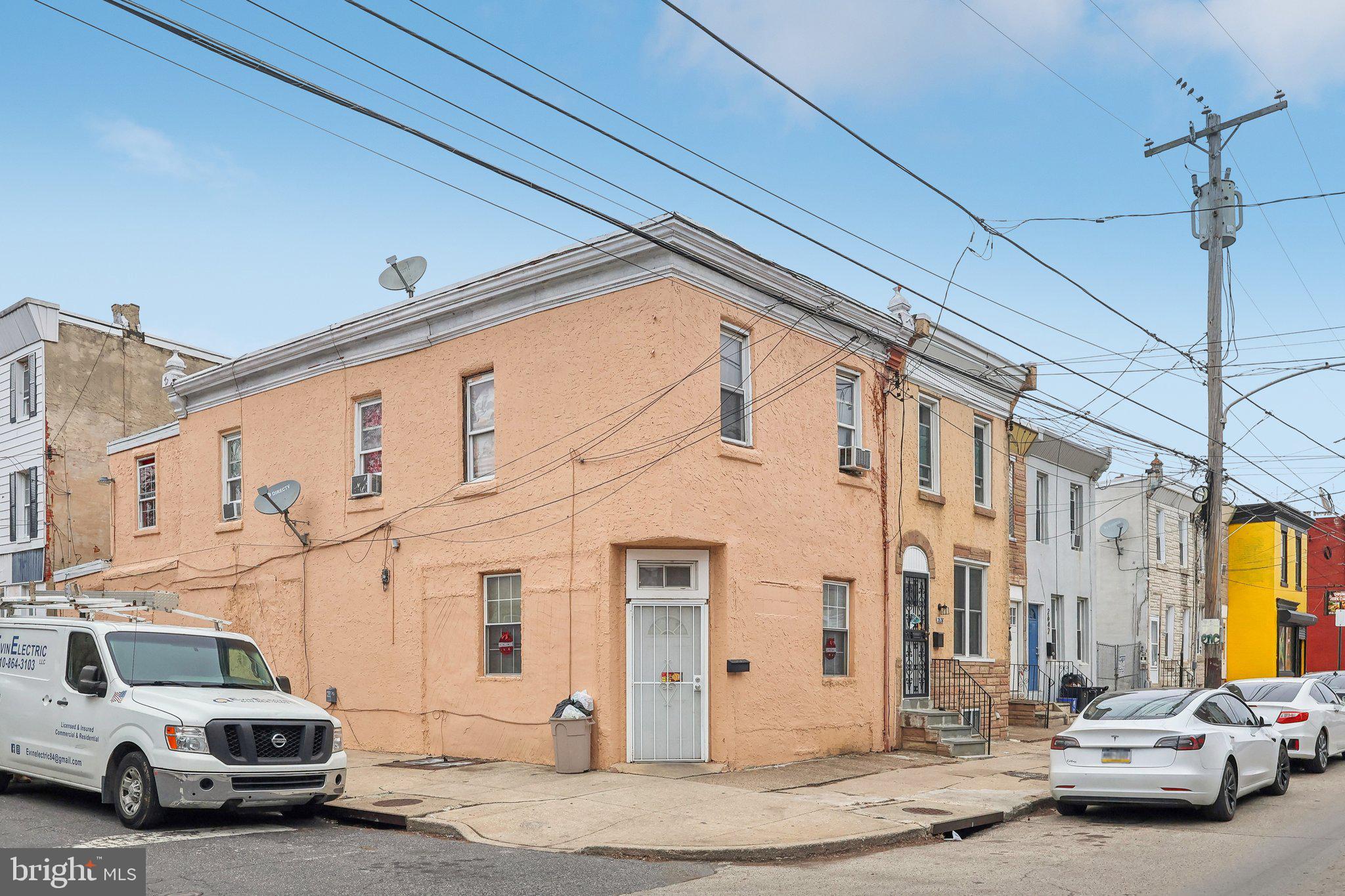 Look at this promising investment! A mixed-use property in an up-and-coming neighborhood could offer strong appreciation potential and steady rental income. With tenants already in place bringing in $2700/month and recent remodeling work done. A great low-maintenance opportunity! Property being sold AS IS.