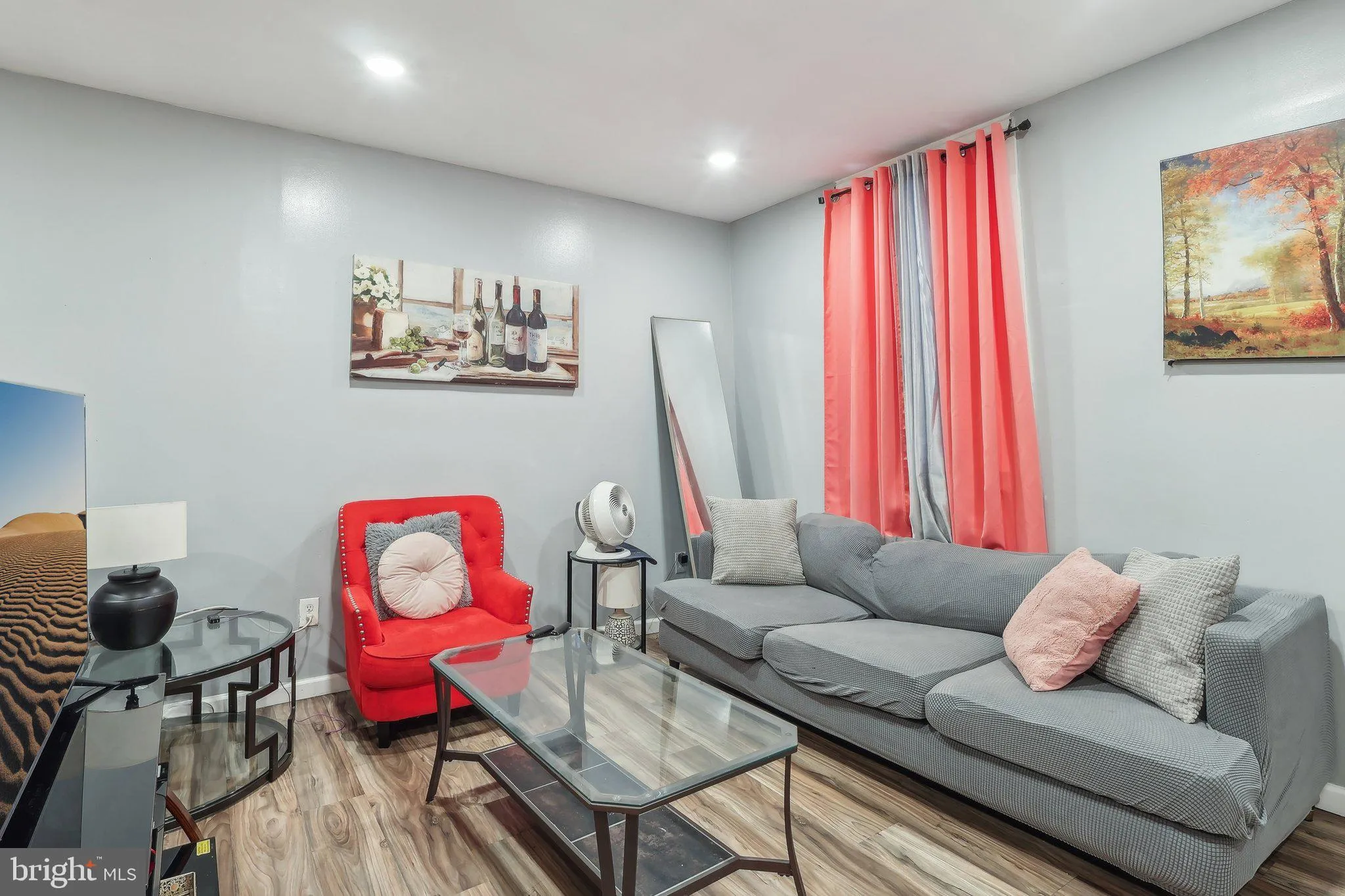 Philadelphia, Pennsylvania 19125, United States, 4 Bedrooms Bedrooms, ,Residential,Active,1193