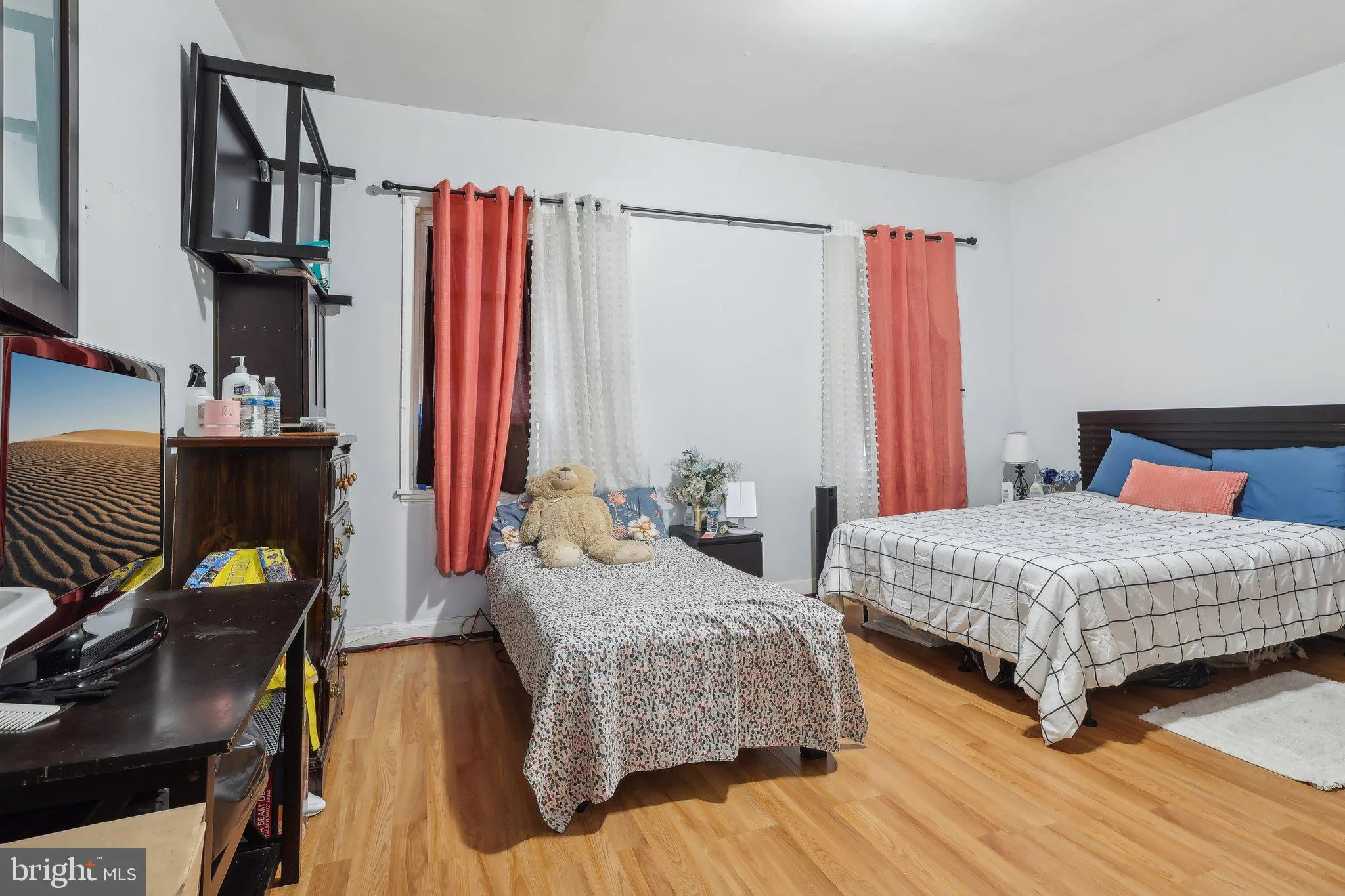 Philadelphia, Pennsylvania 19125, United States, 4 Bedrooms Bedrooms, ,Residential,Active,1193