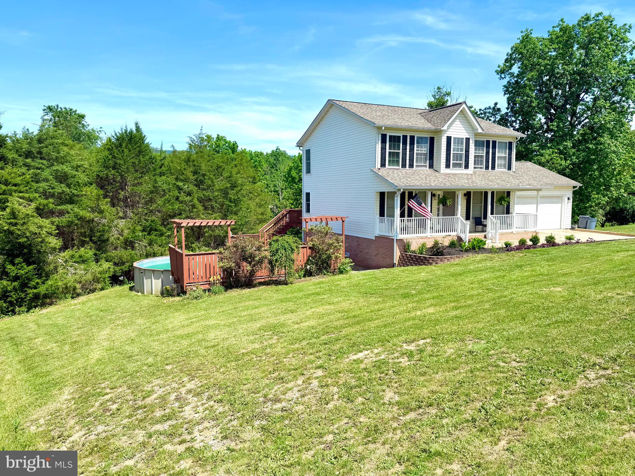 1233 COUNTRY BROOK ROAD