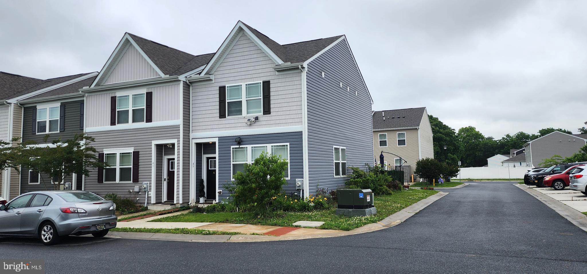 TIDBURY CROSSING - Residential