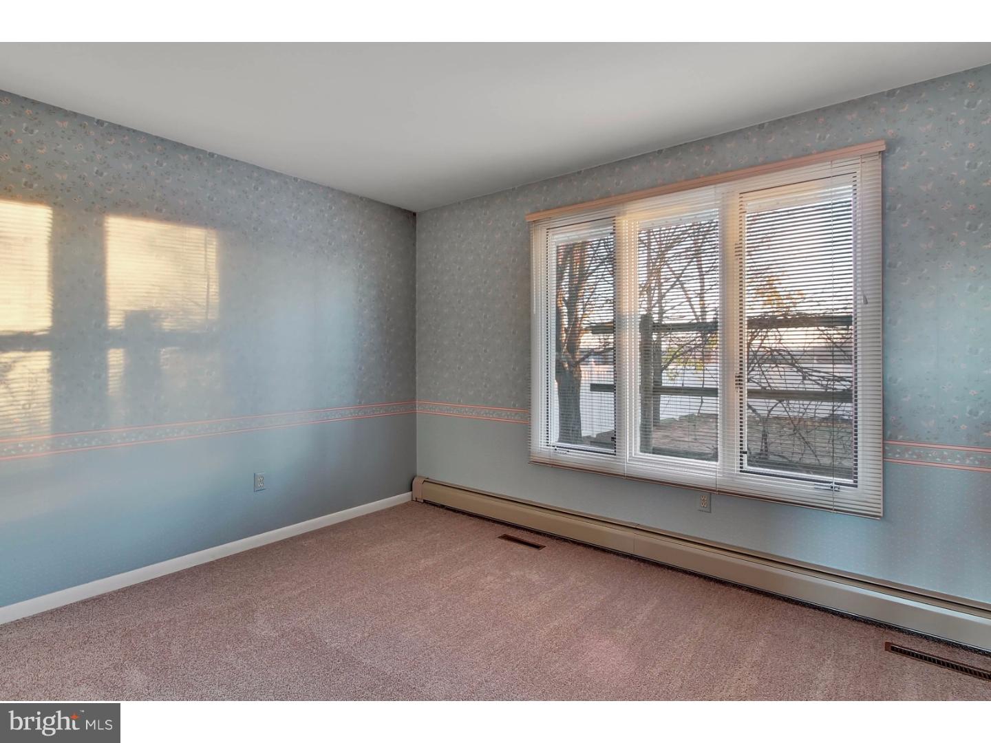 COUNTRY CLUB ESTAT - Residential