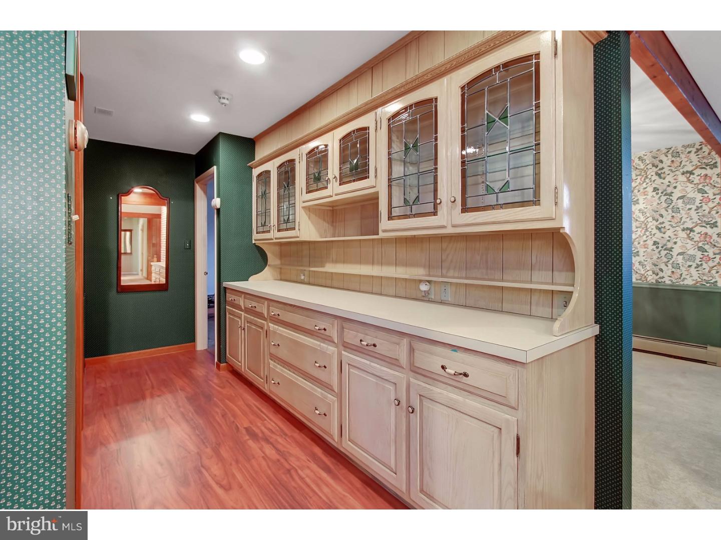 COUNTRY CLUB ESTAT - Residential