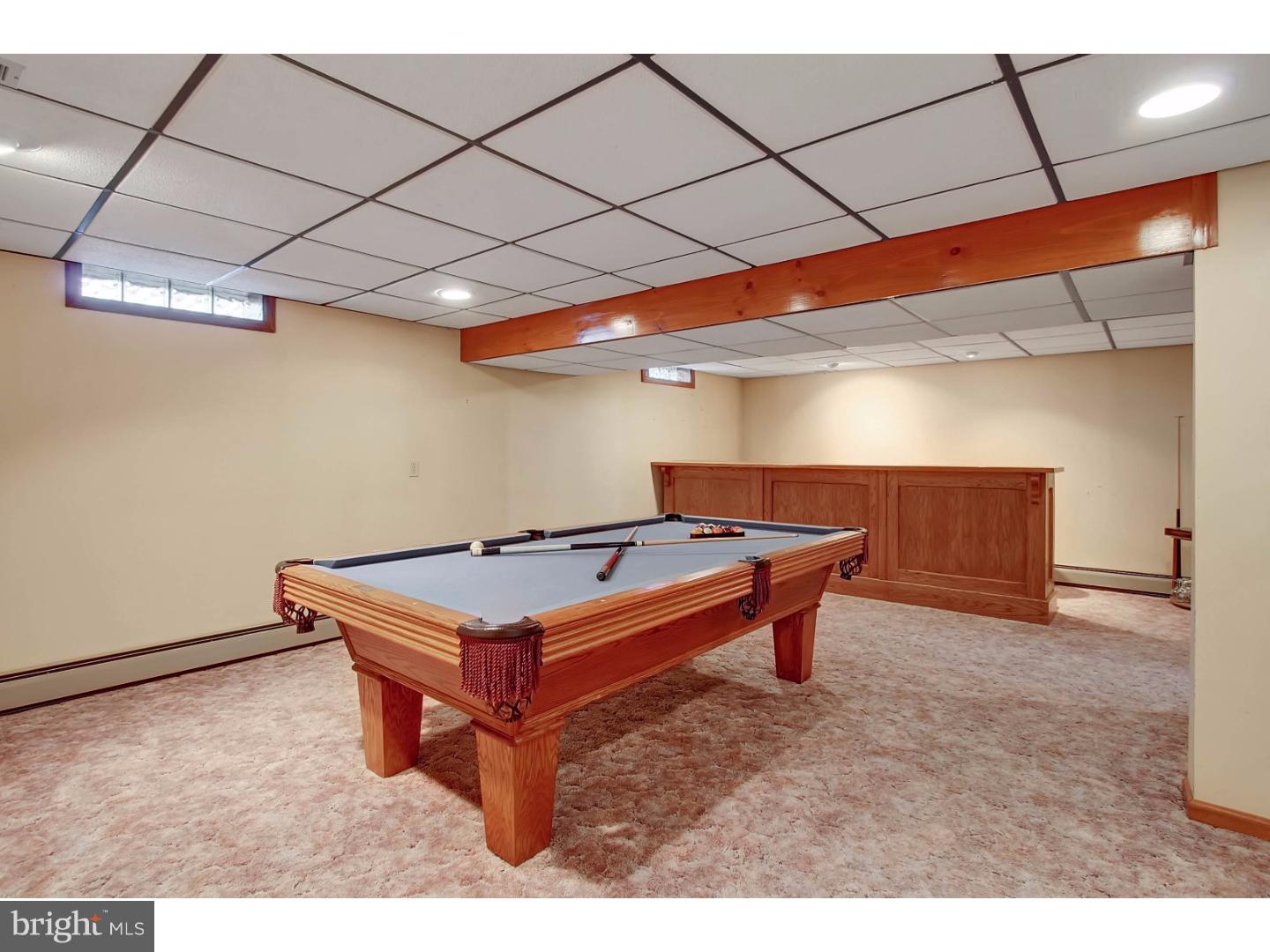 COUNTRY CLUB ESTAT - Residential