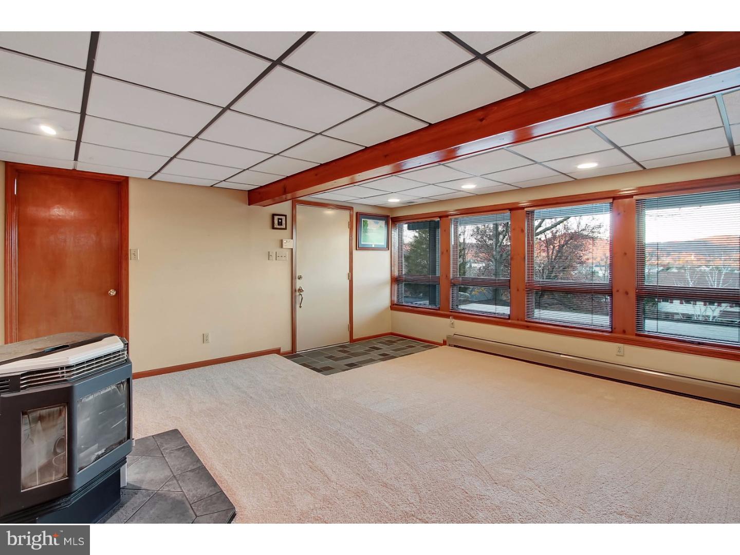 COUNTRY CLUB ESTAT - Residential