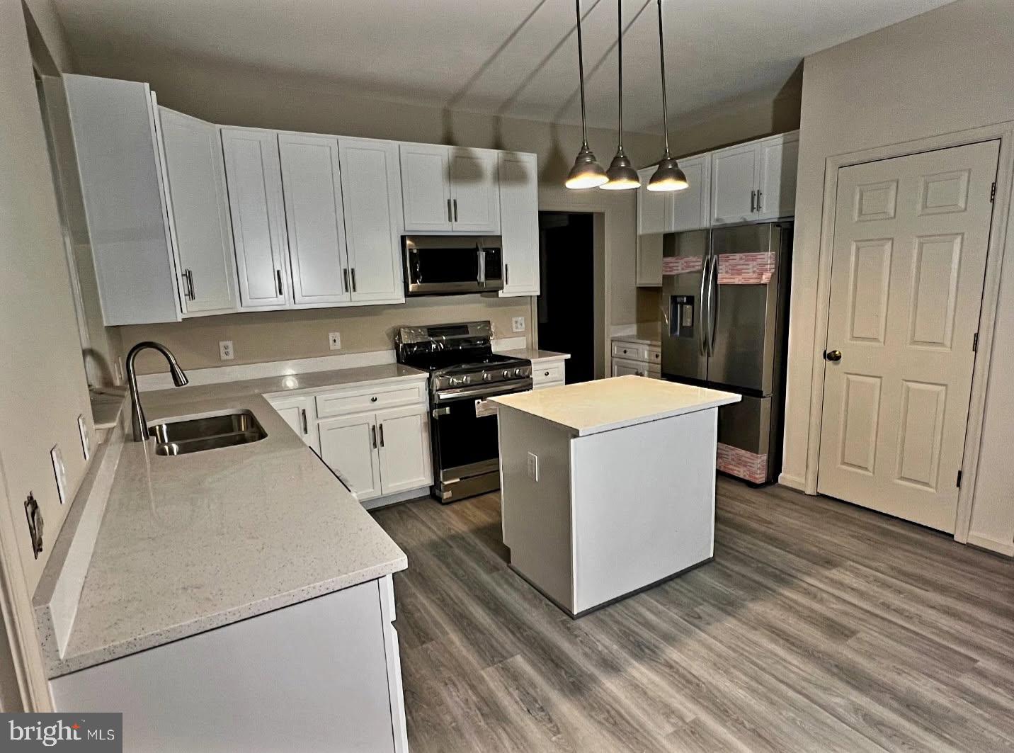 9661 GRANARY PLACE